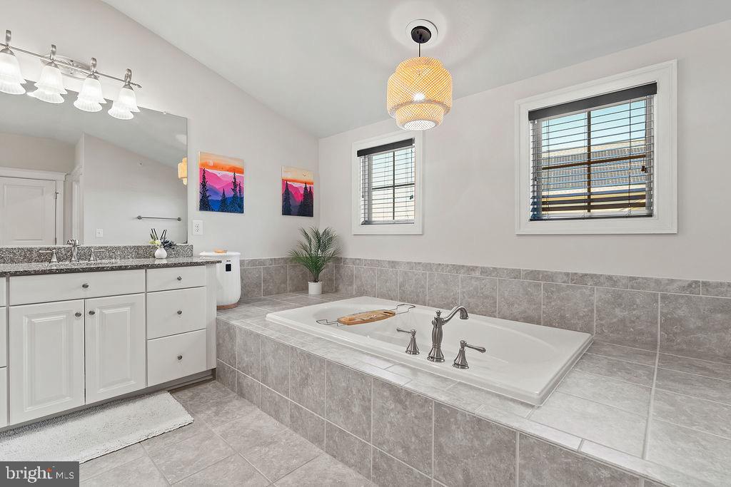 POTOMAC SHORES - Residential