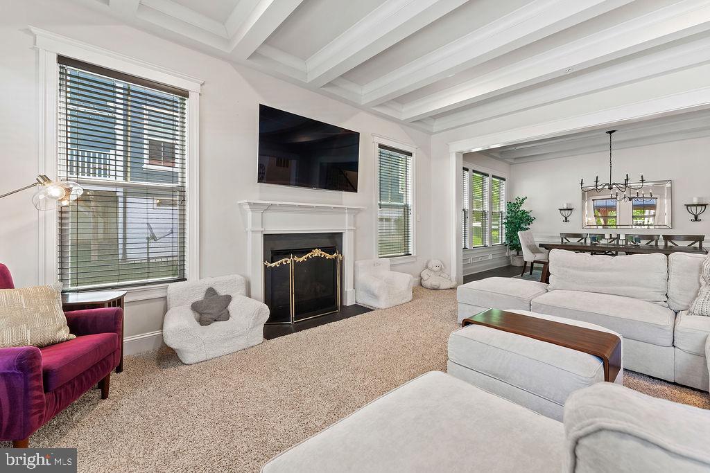 POTOMAC SHORES - Residential