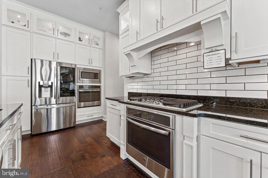 POTOMAC SHORES - Residential