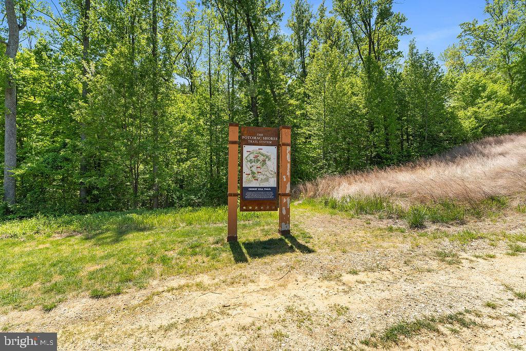 POTOMAC SHORES - Residential