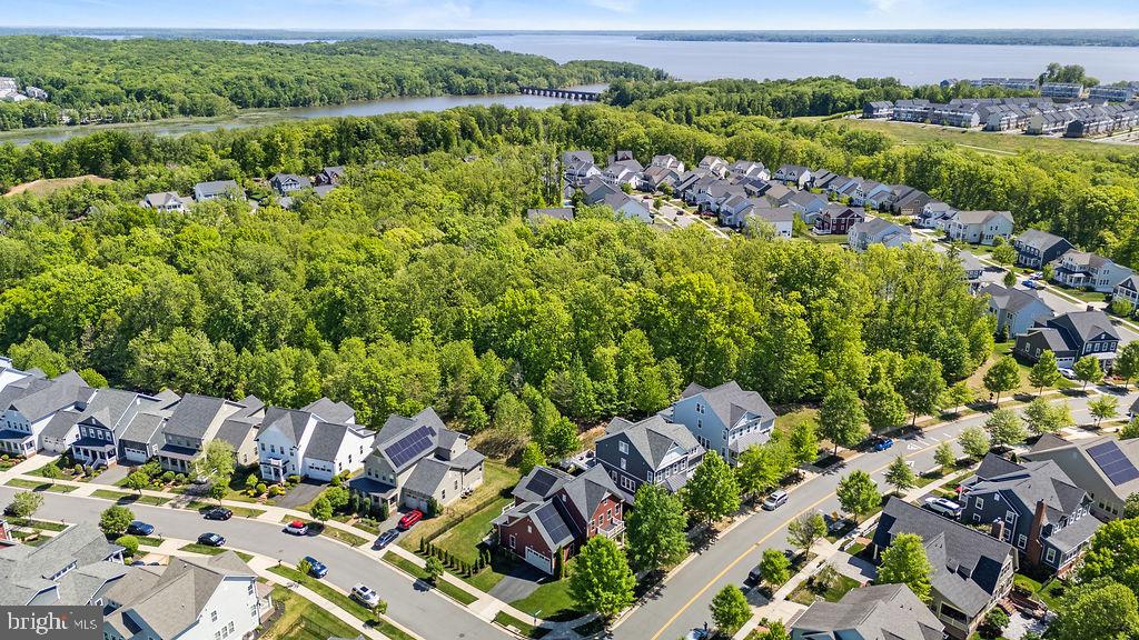 POTOMAC SHORES - Residential