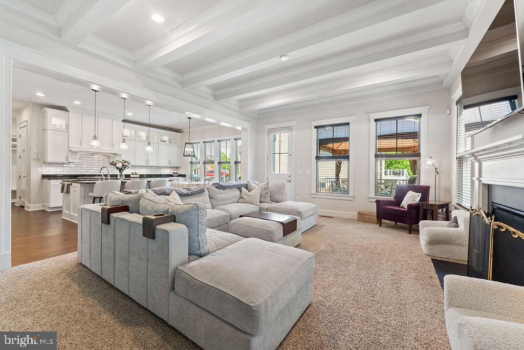 POTOMAC SHORES - Residential