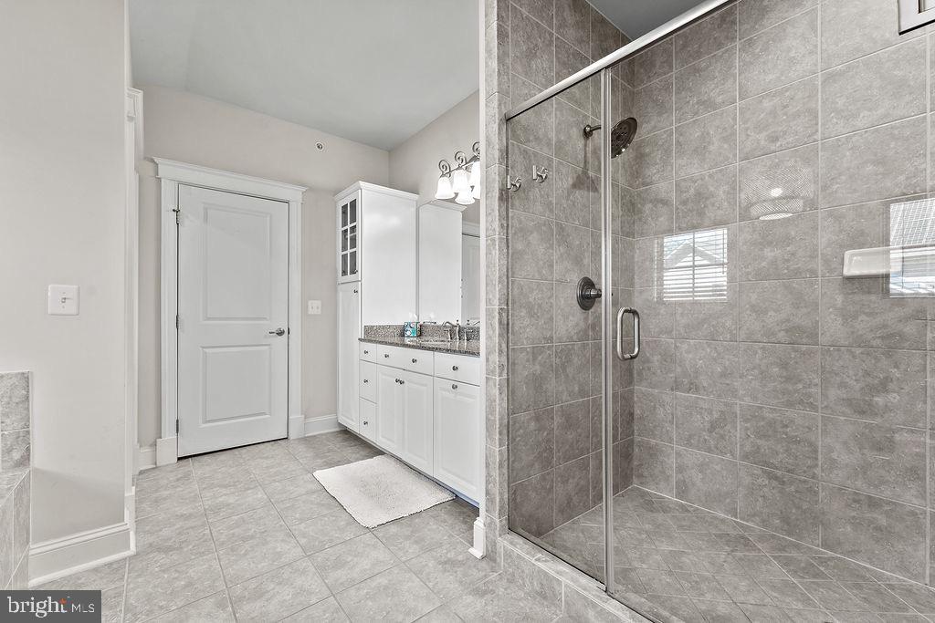 POTOMAC SHORES - Residential