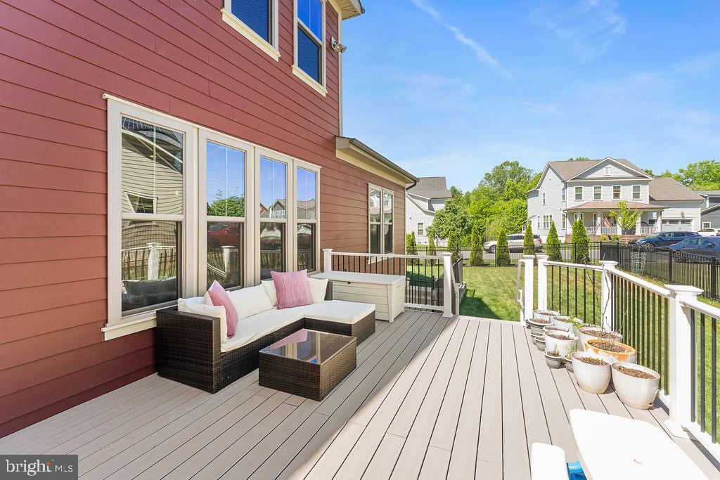 POTOMAC SHORES - Residential