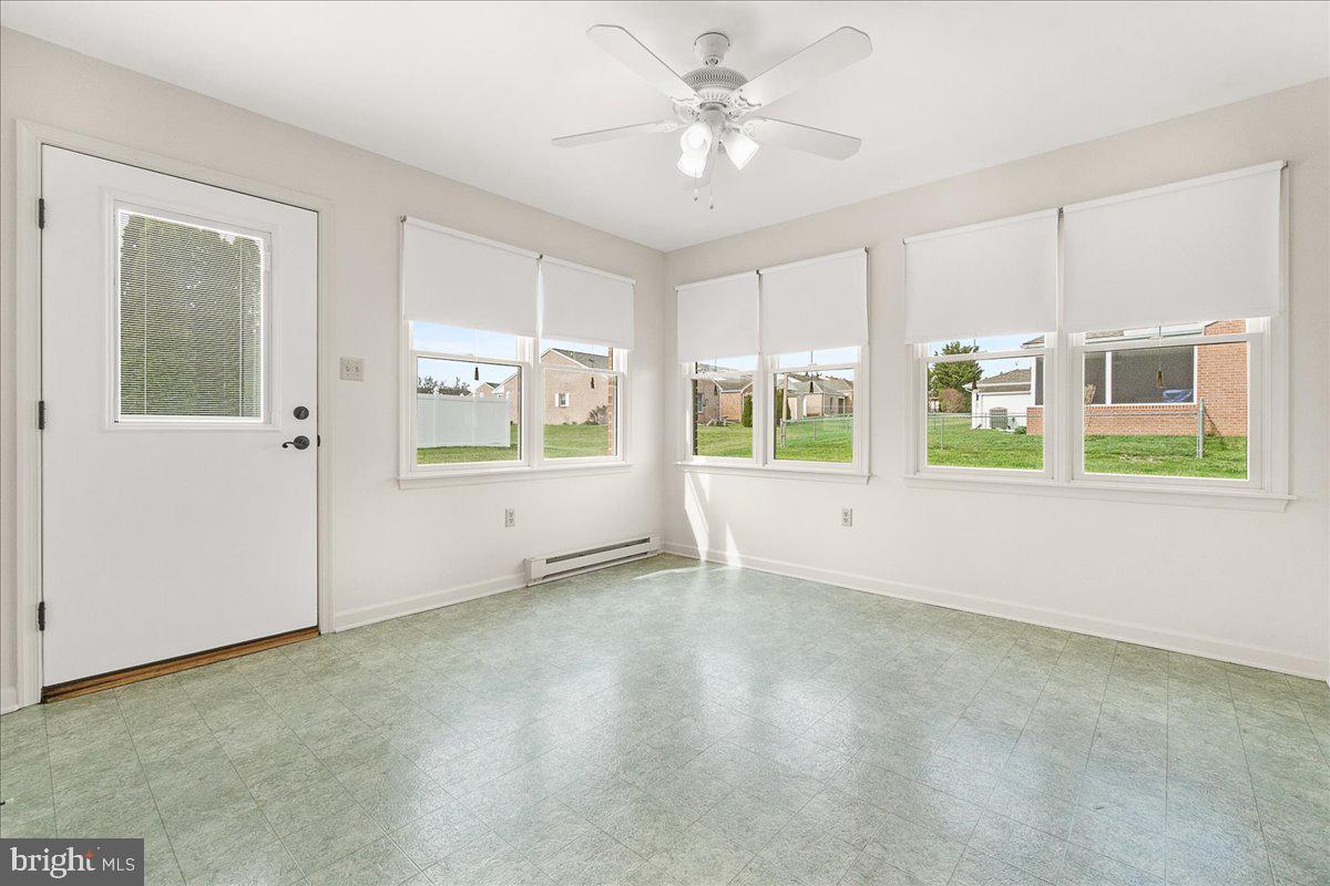 SOUTH POINTE - Residential