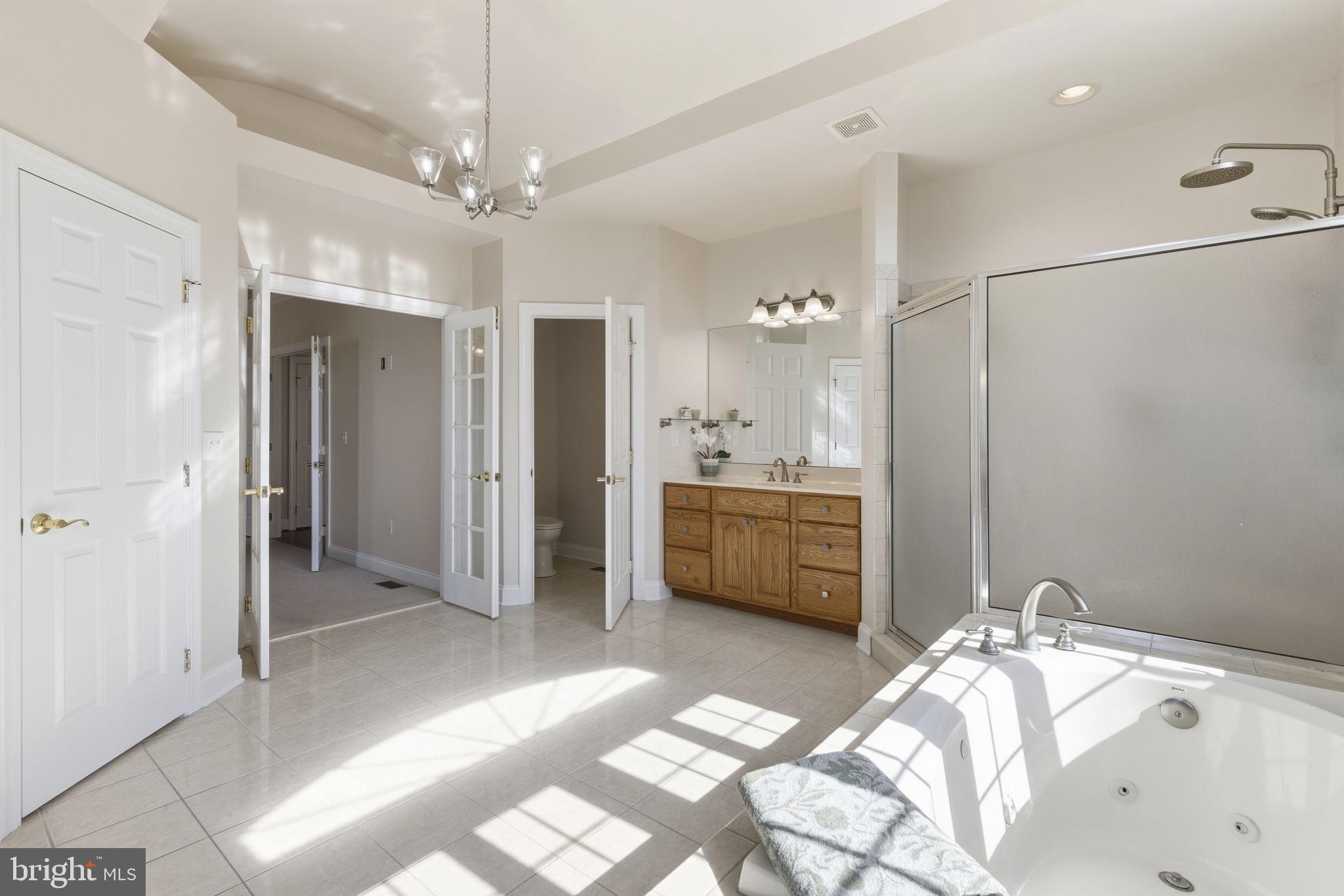 RIDGEFIELD FARM - Residential