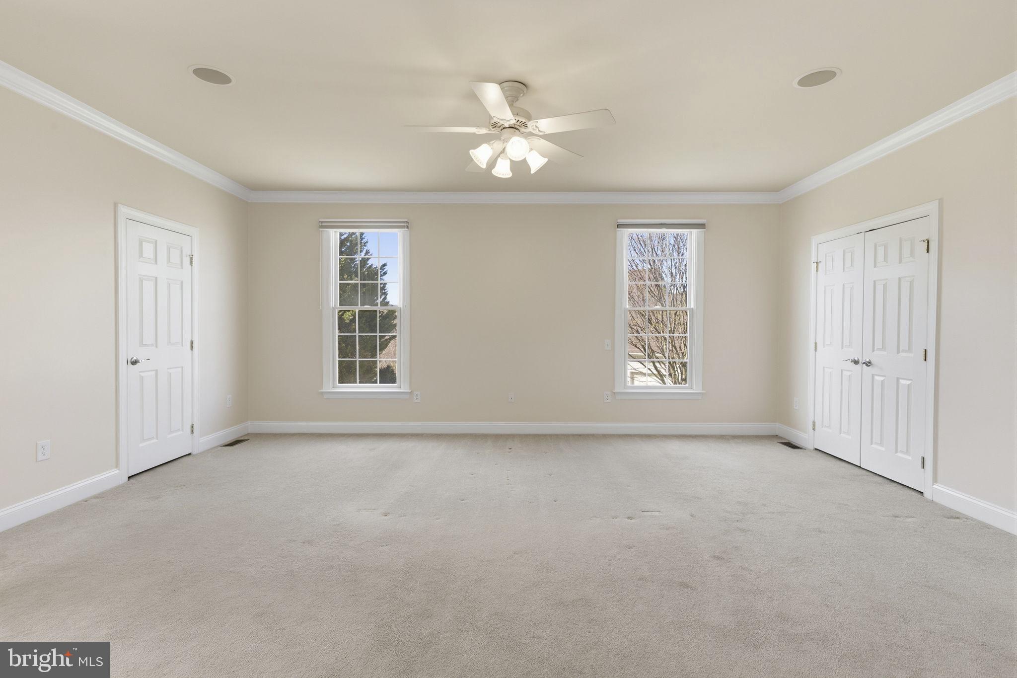 RIDGEFIELD FARM - Residential