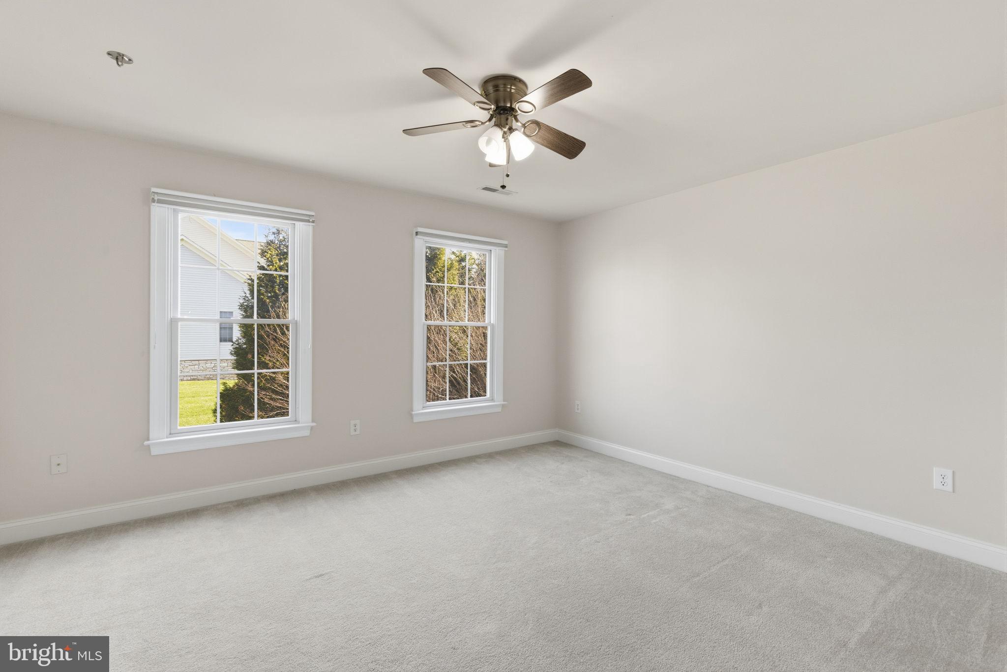 RIDGEFIELD FARM - Residential