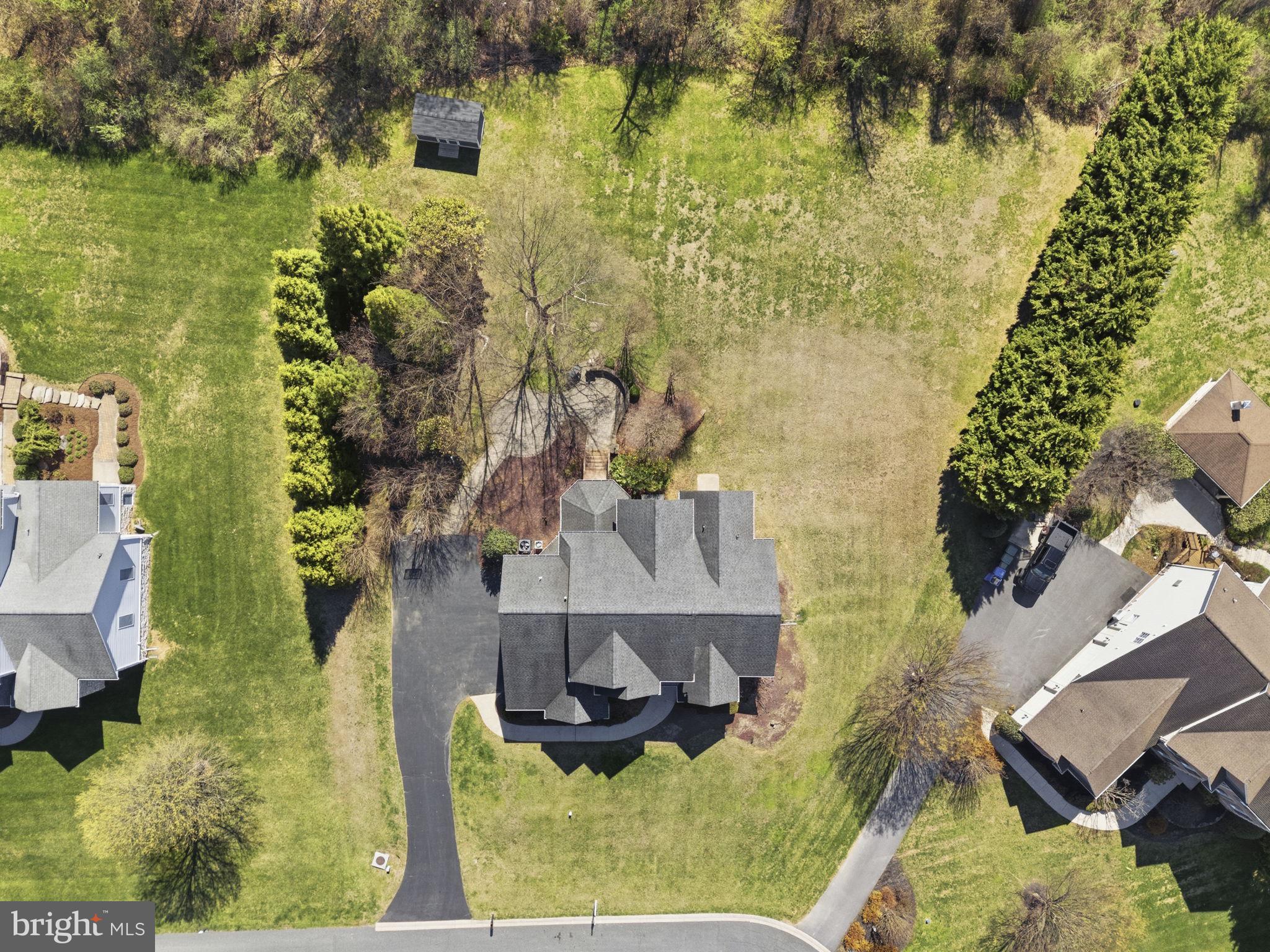 RIDGEFIELD FARM - Residential