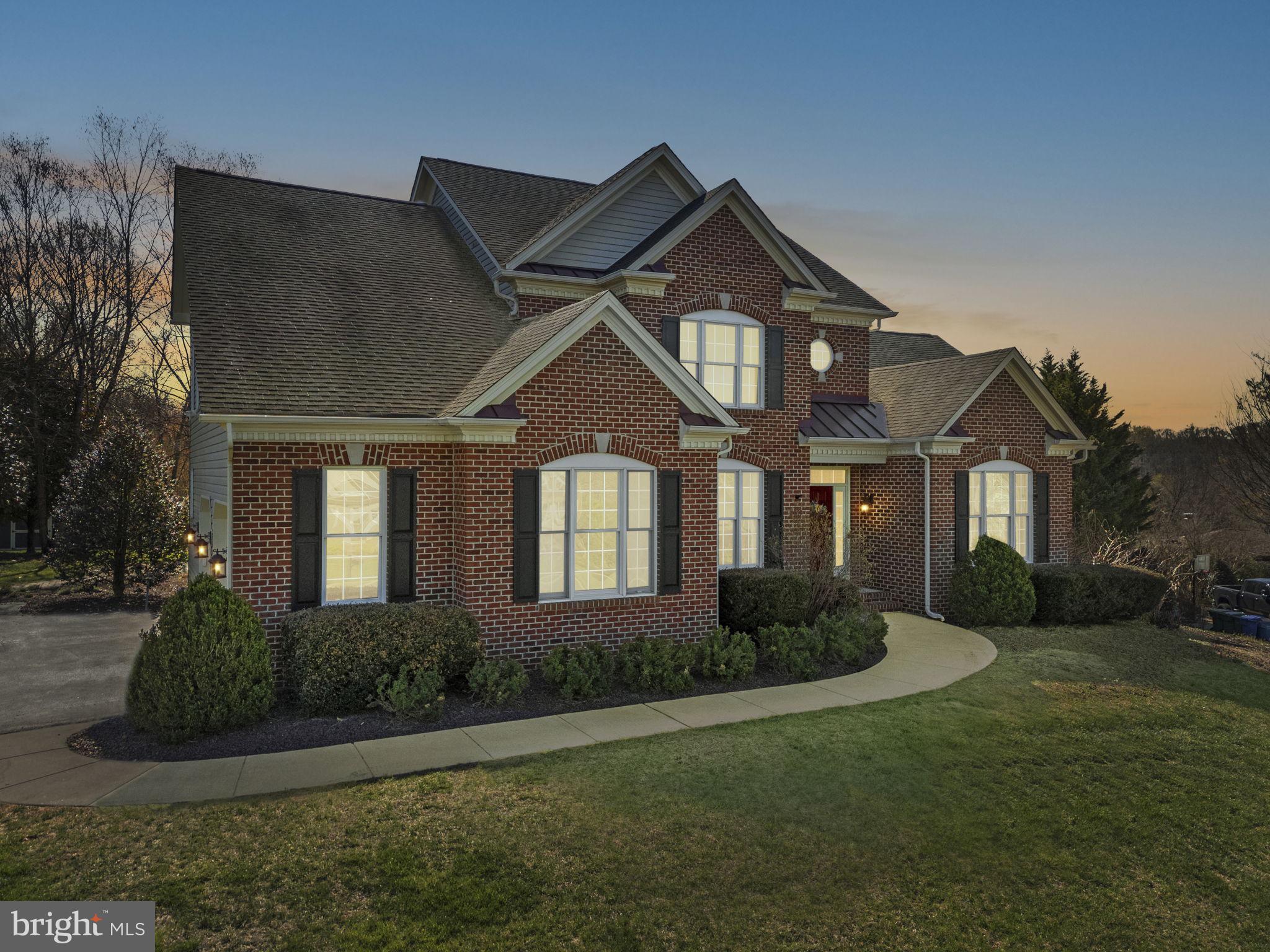 2019 TWIN LAKES DRIVE