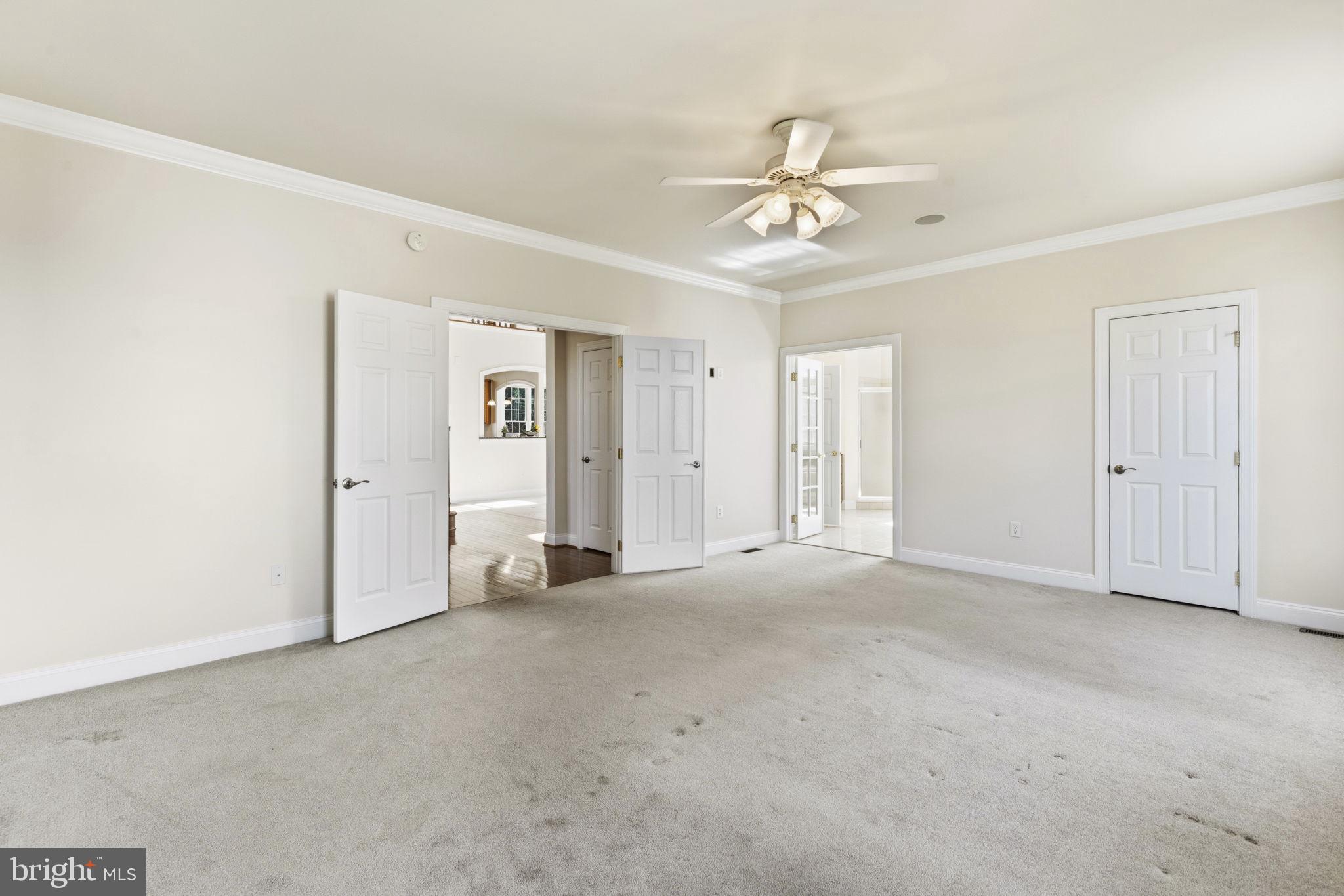 RIDGEFIELD FARM - Residential