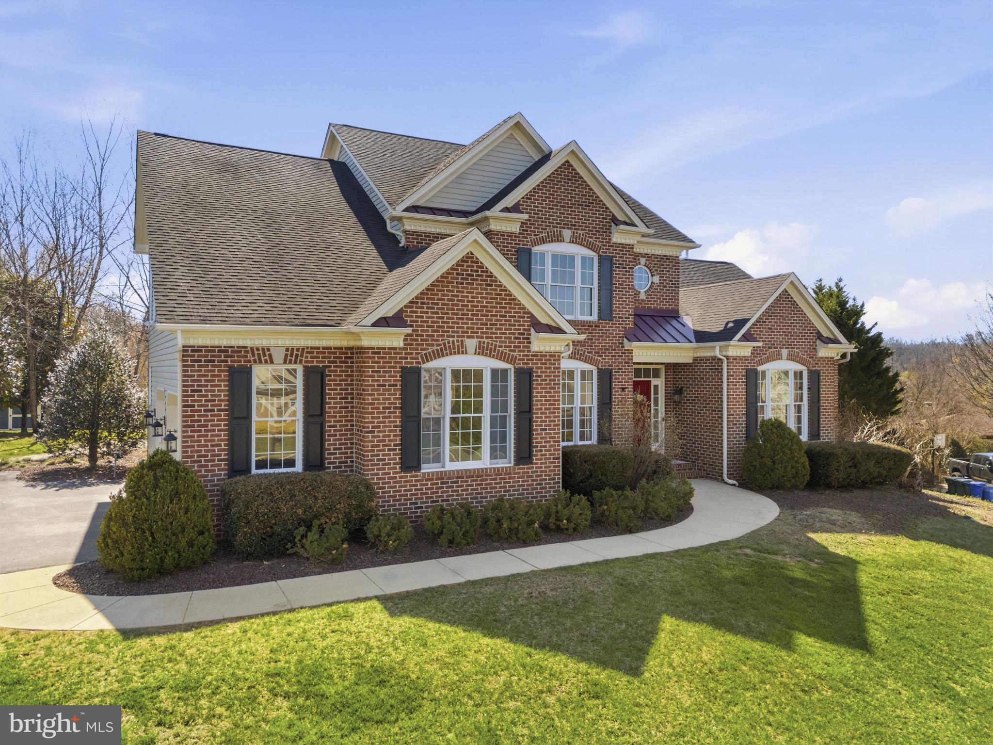 2019 TWIN LAKES DRIVE