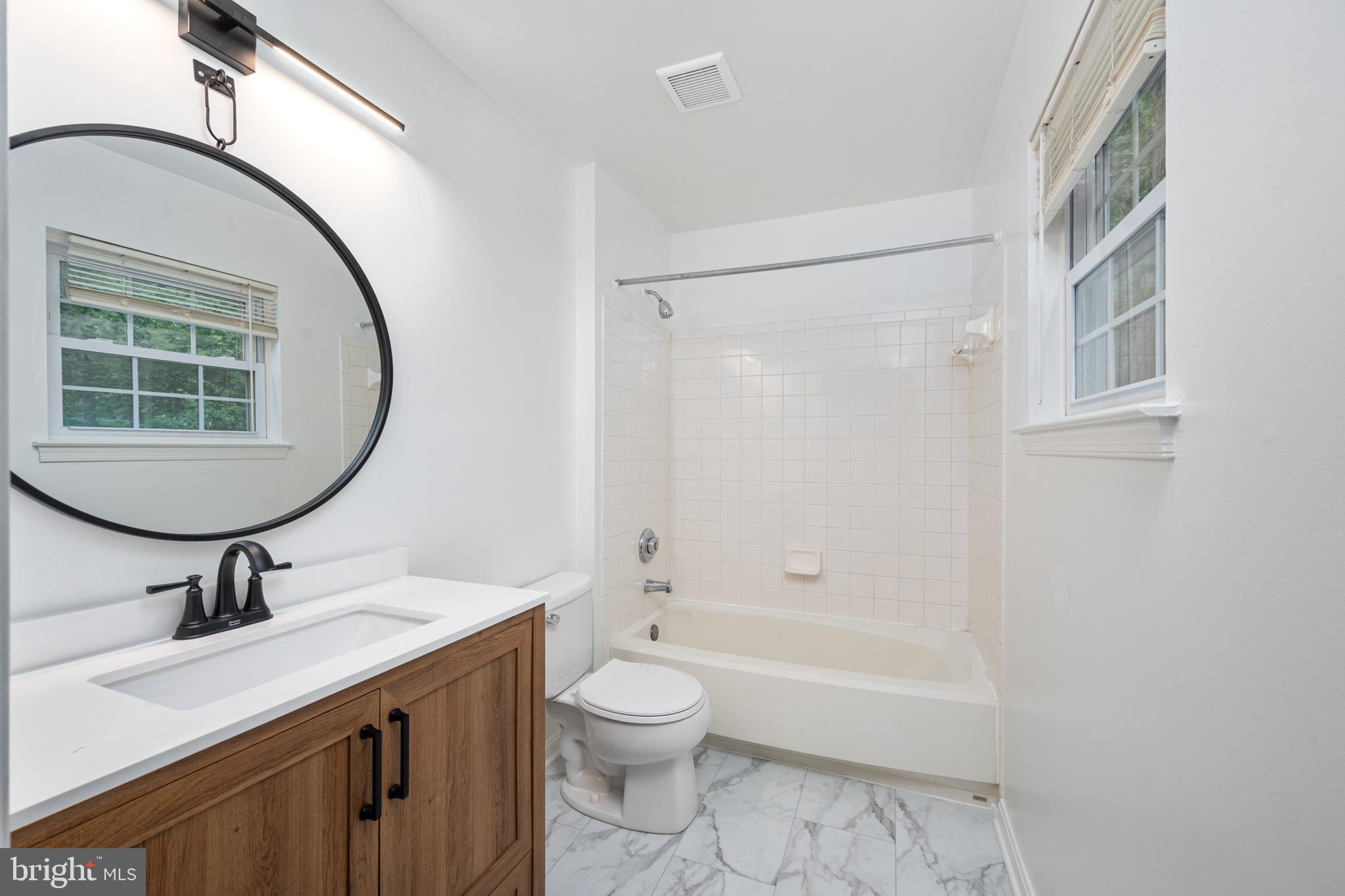 SUMMERHOUSE CONDO - Residential