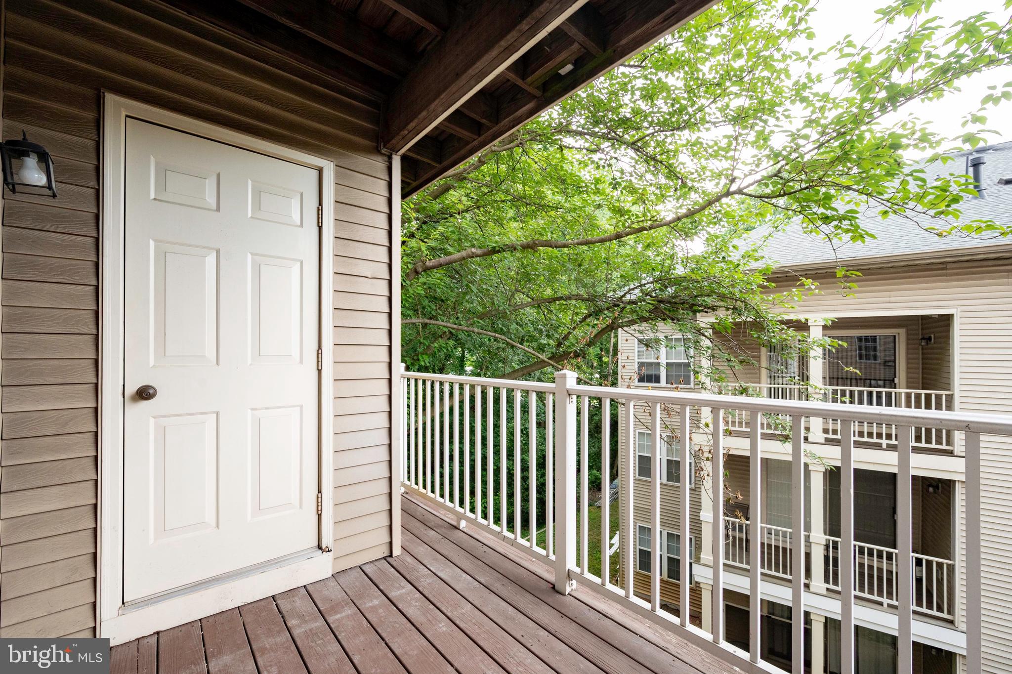 SUMMERHOUSE CONDO - Residential