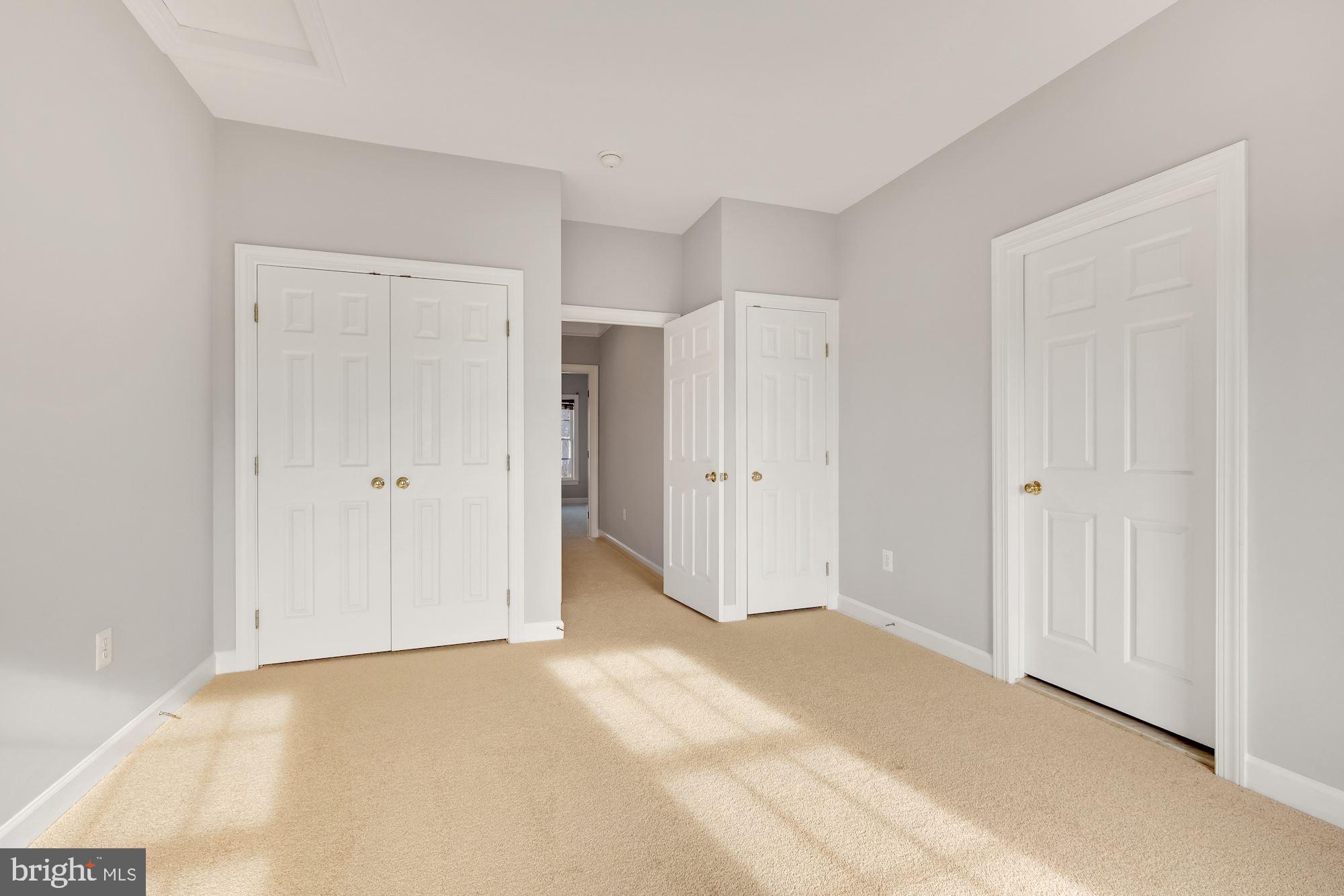 VILLAGES OF URBANA - Residential