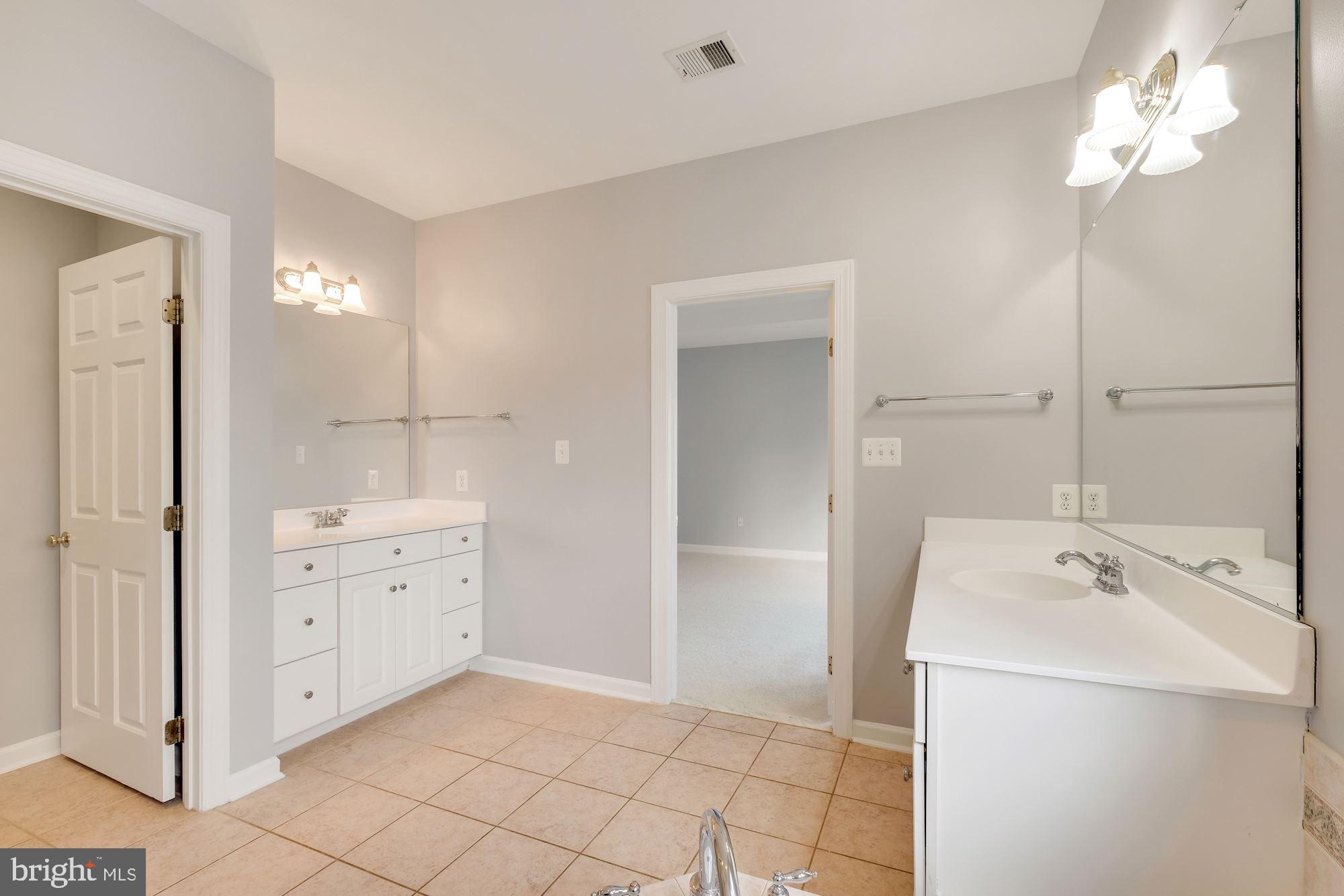 VILLAGES OF URBANA - Residential