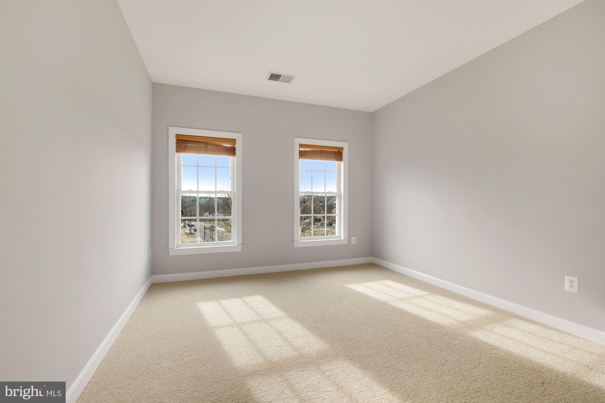 VILLAGES OF URBANA - Residential