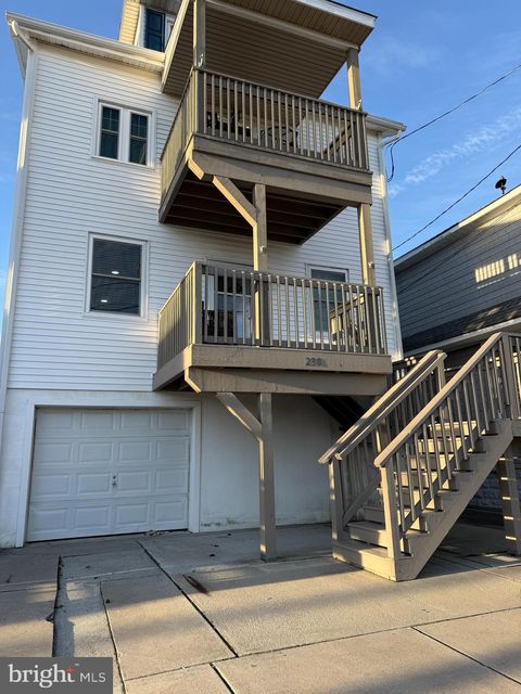 Townhouse For Sale - 230 W Magnolia Avenue #A<br/> WILDWOOD, NJ 08260
