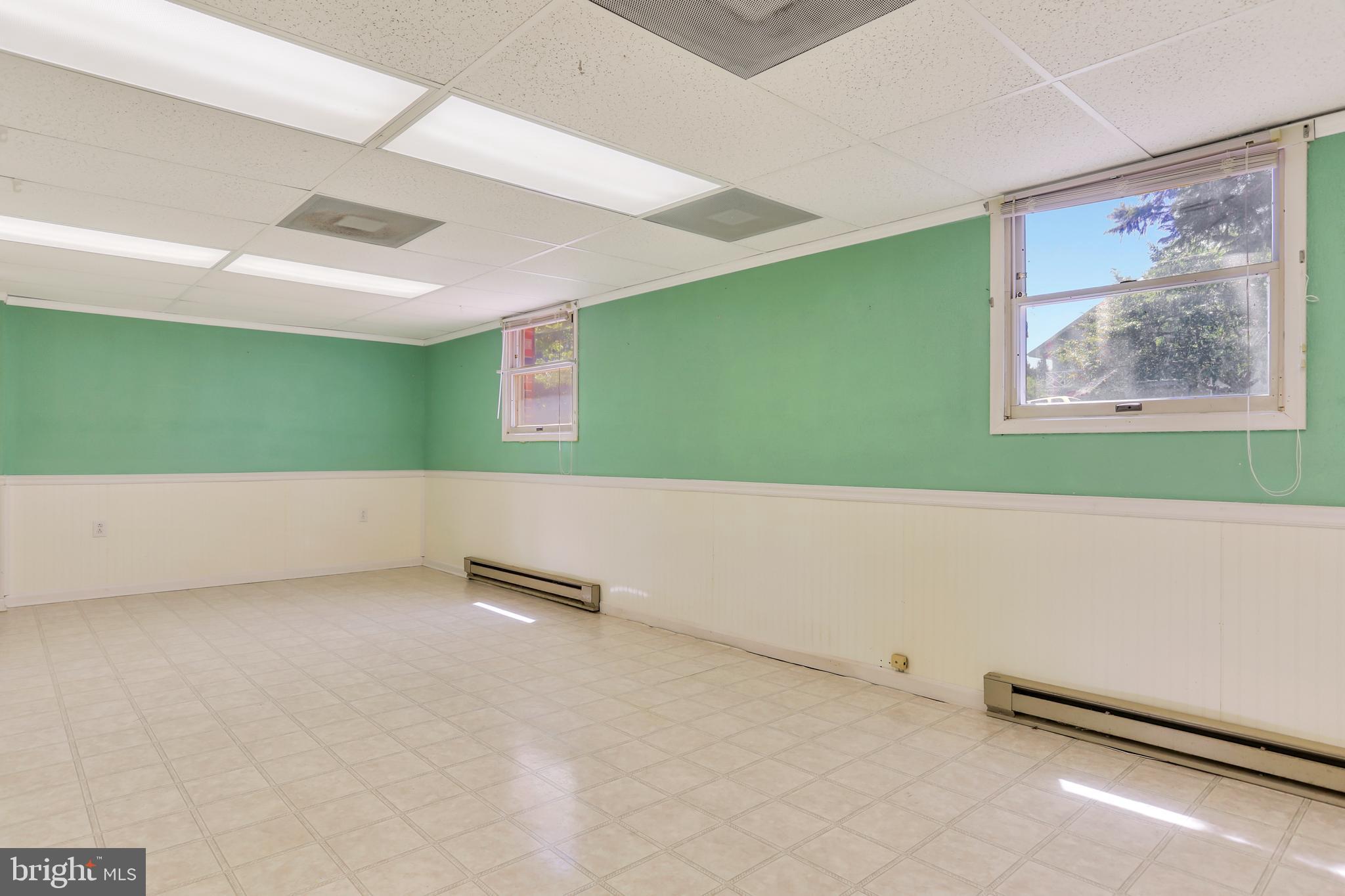 FAIRVIEW ACRES - Residential