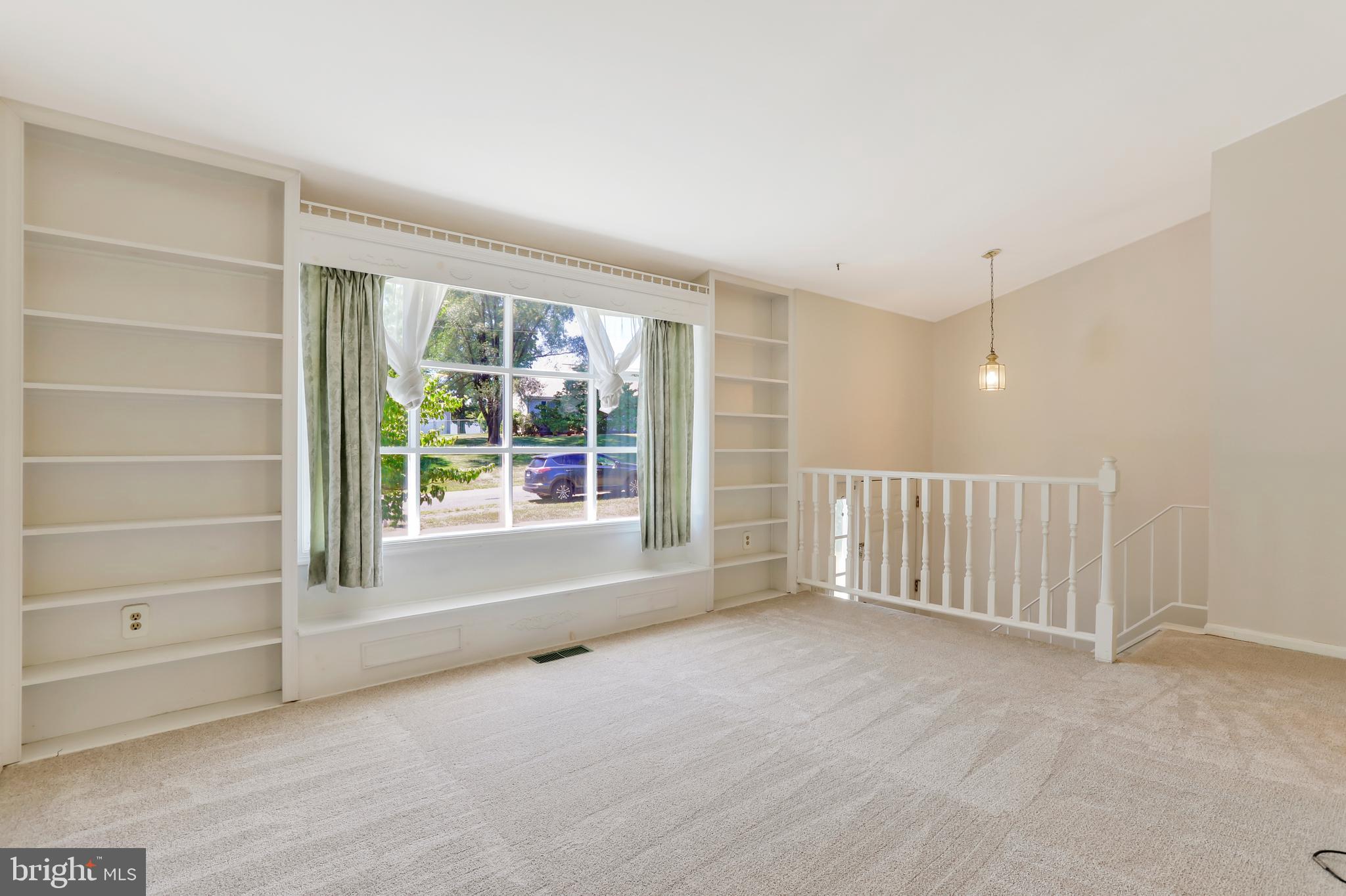 FAIRVIEW ACRES - Residential