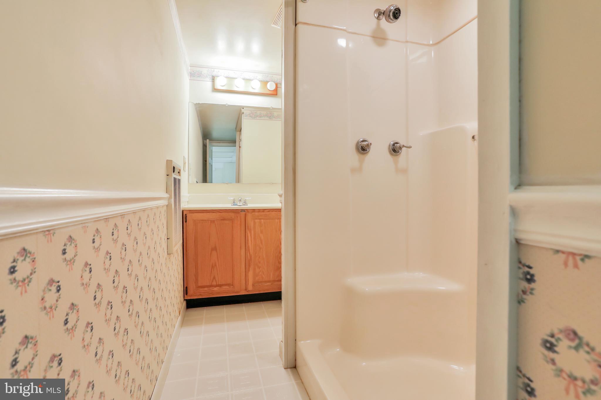 FAIRVIEW ACRES - Residential