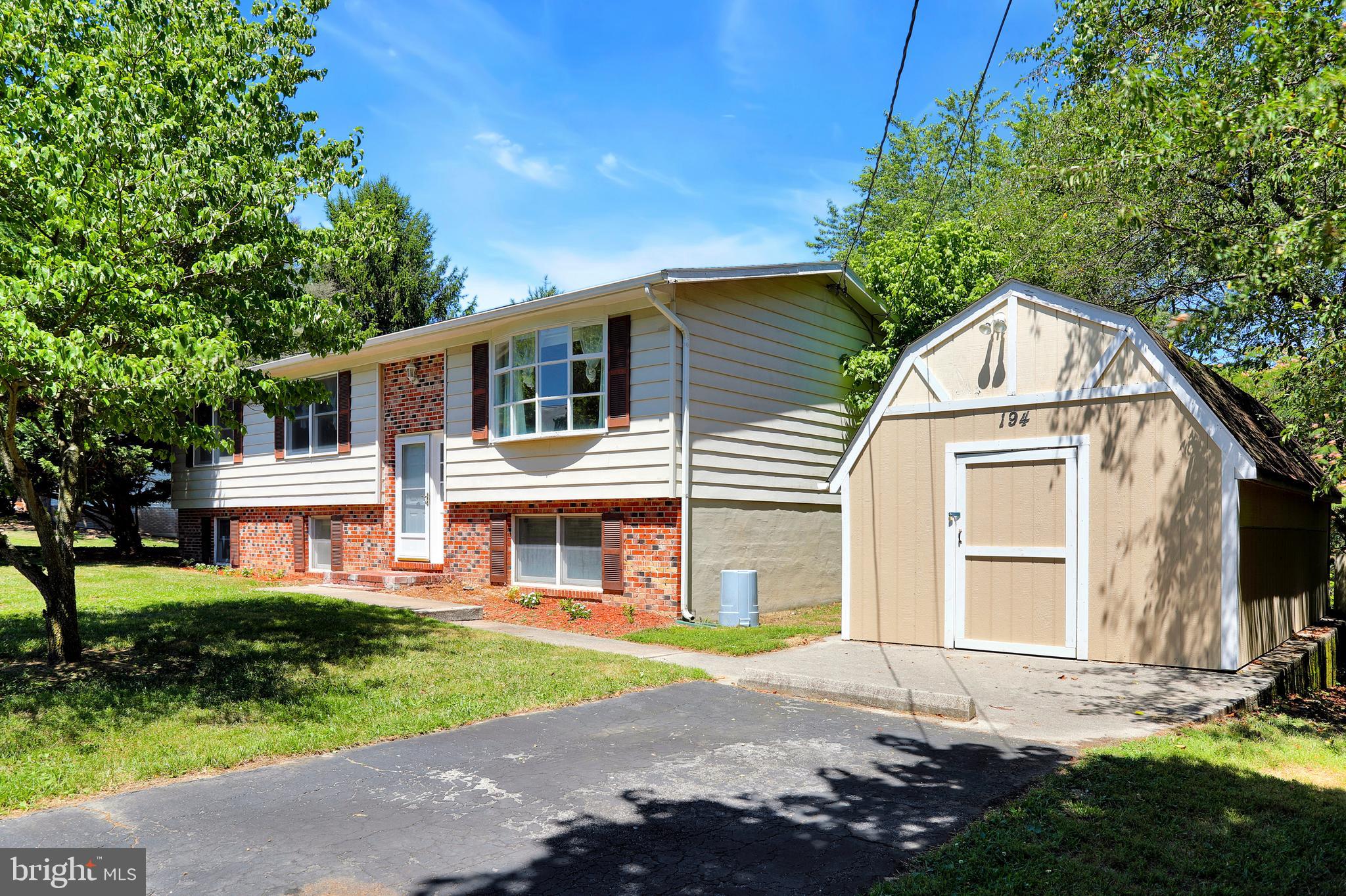 FAIRVIEW ACRES - Residential