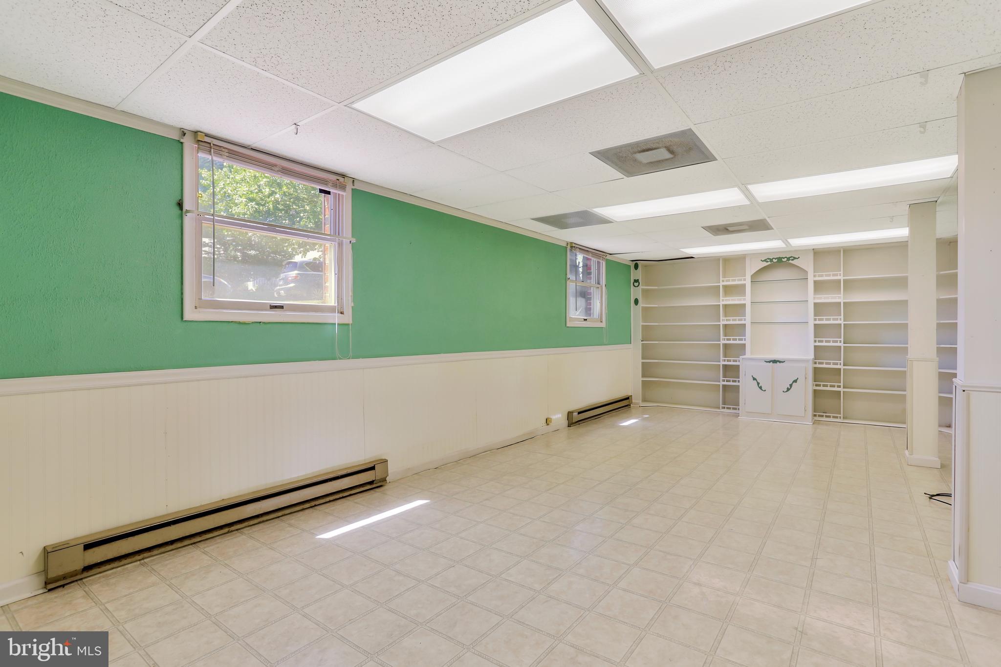 FAIRVIEW ACRES - Residential