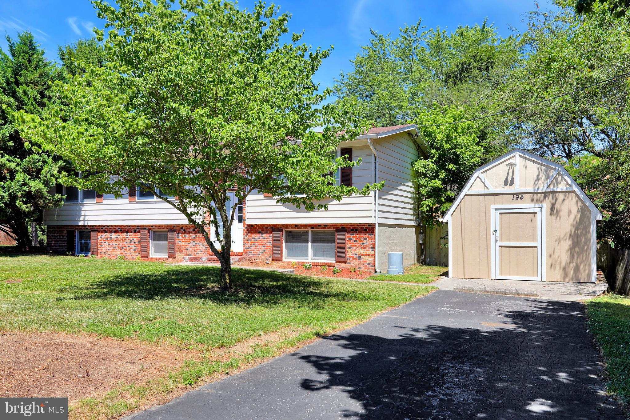 FAIRVIEW ACRES - Residential