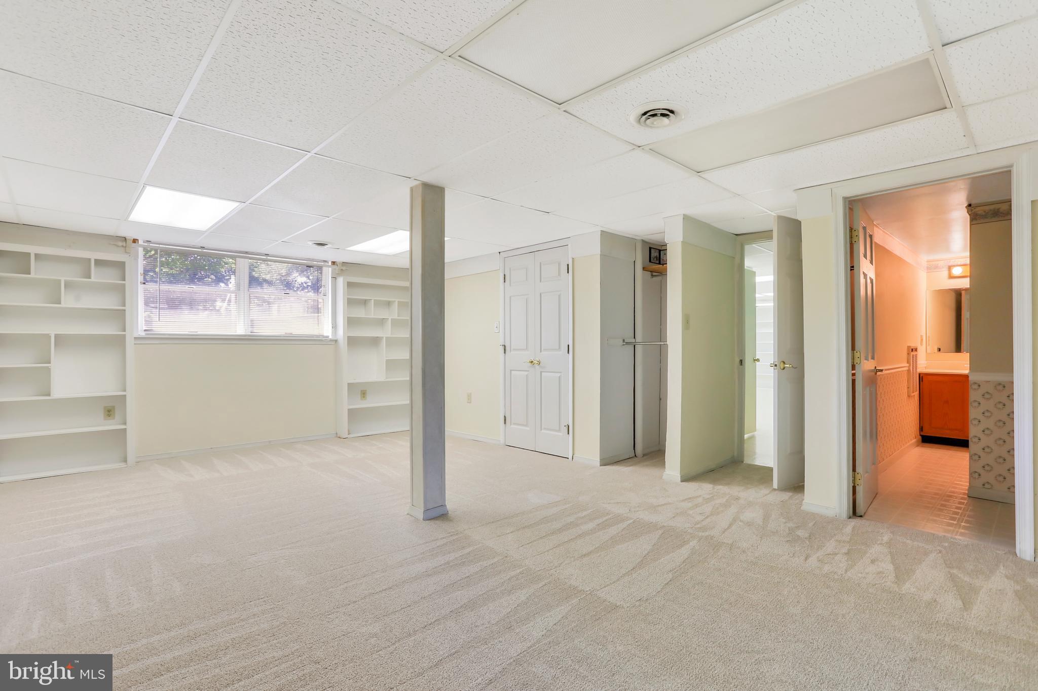 FAIRVIEW ACRES - Residential