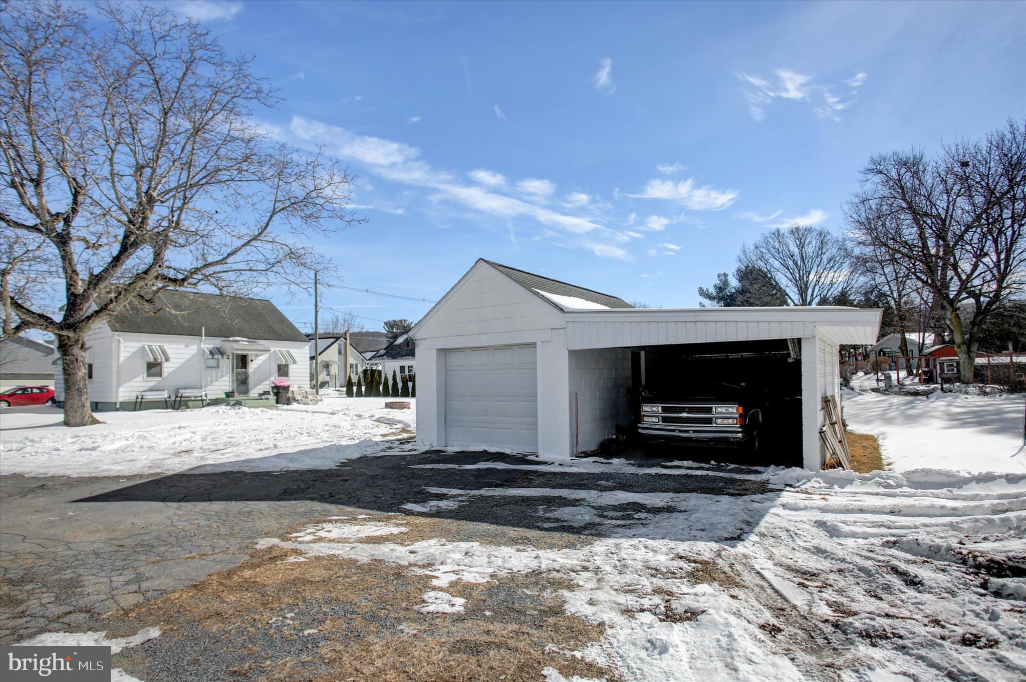 MONT ALTO BOROUGH - Residential