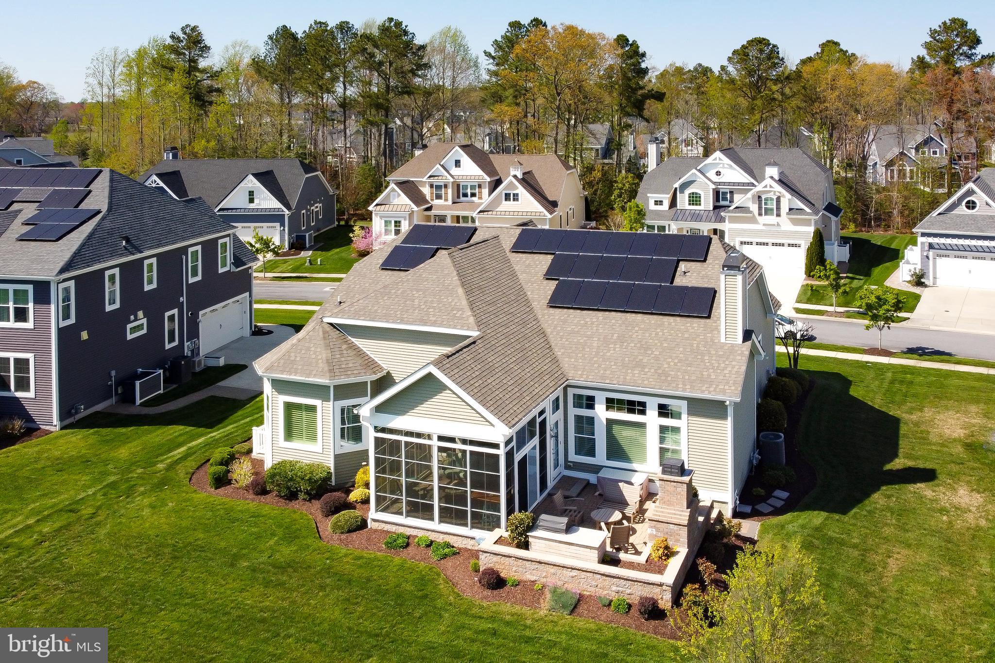 COASTAL CLUB - Residential