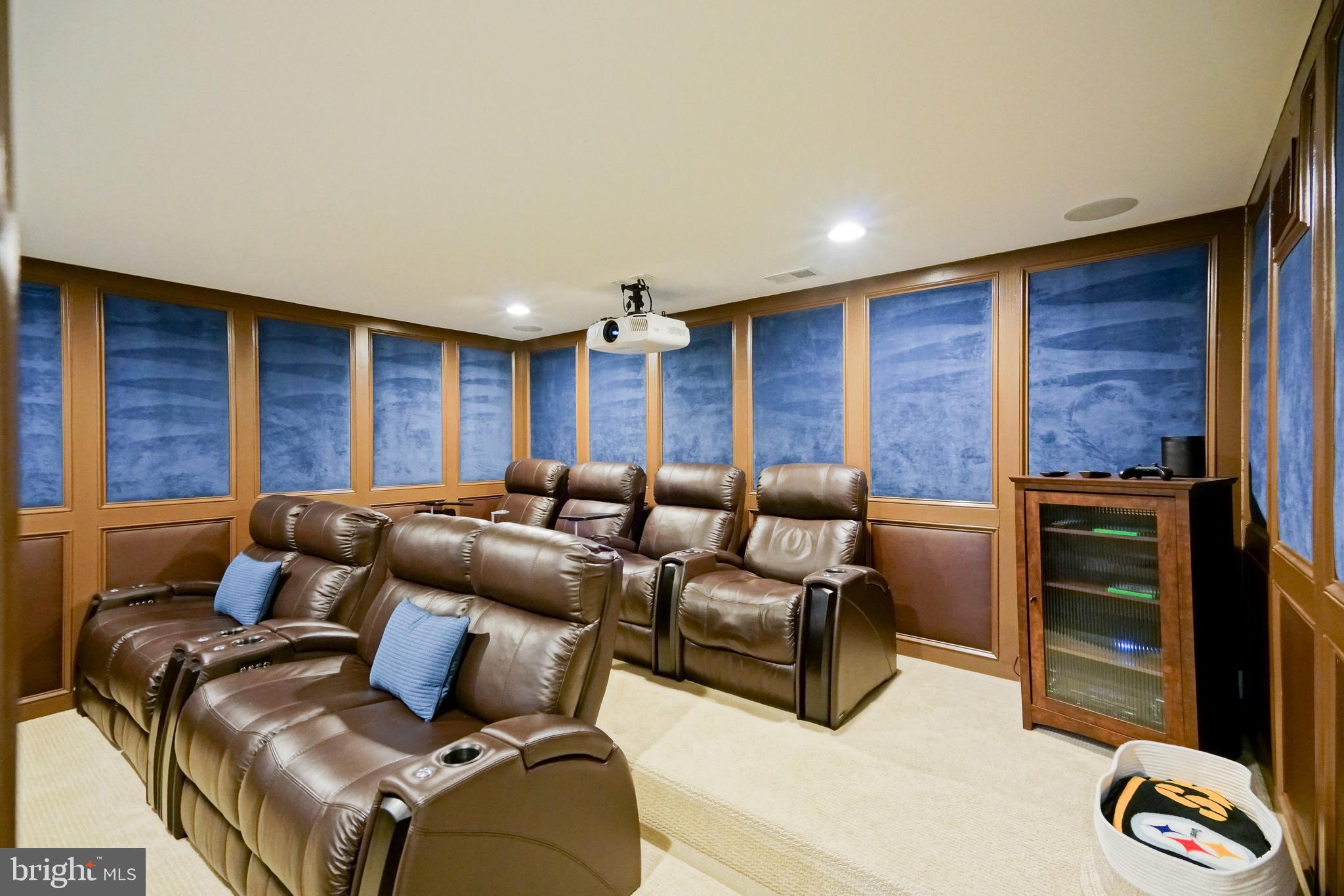 COASTAL CLUB - Residential