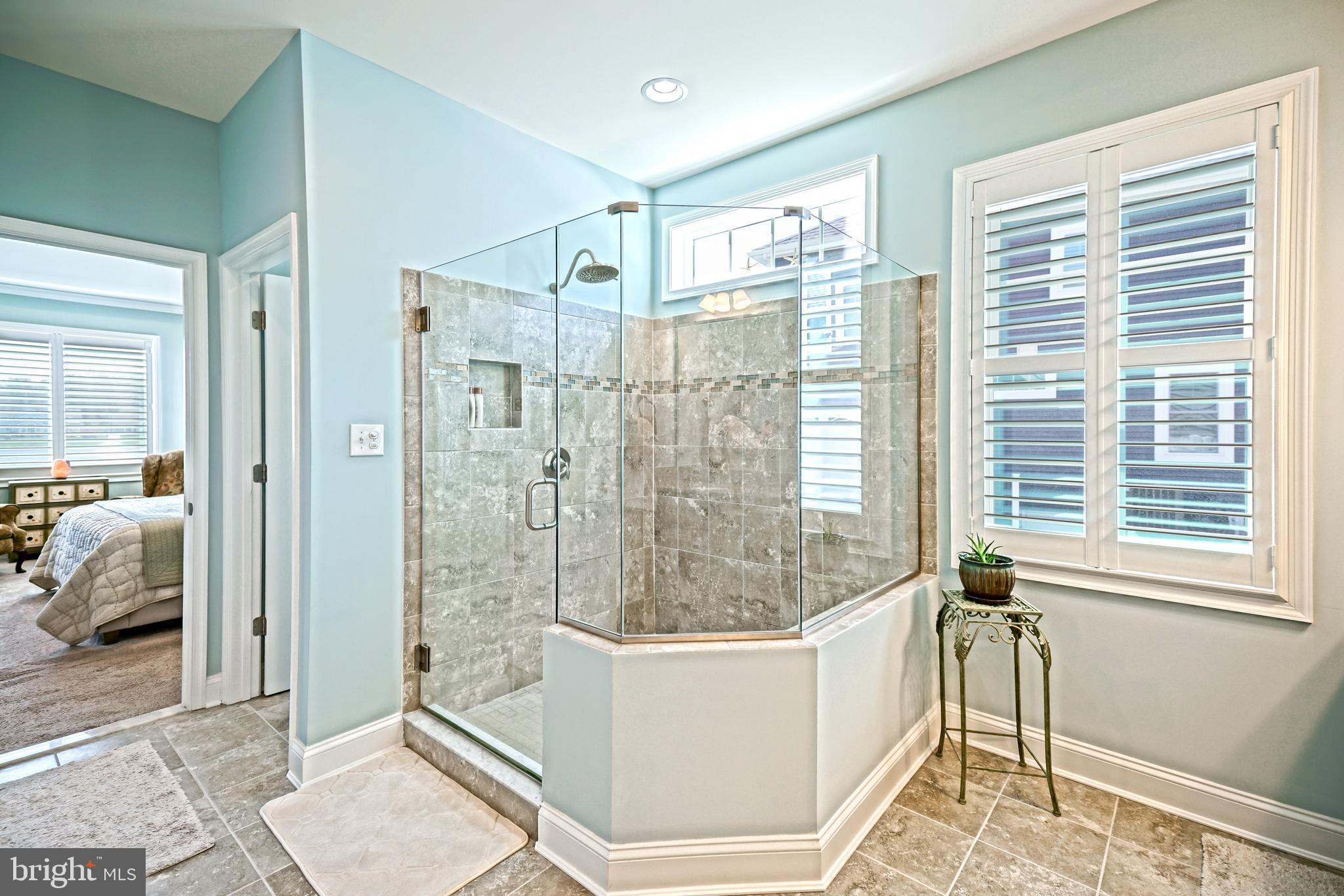 COASTAL CLUB - Residential