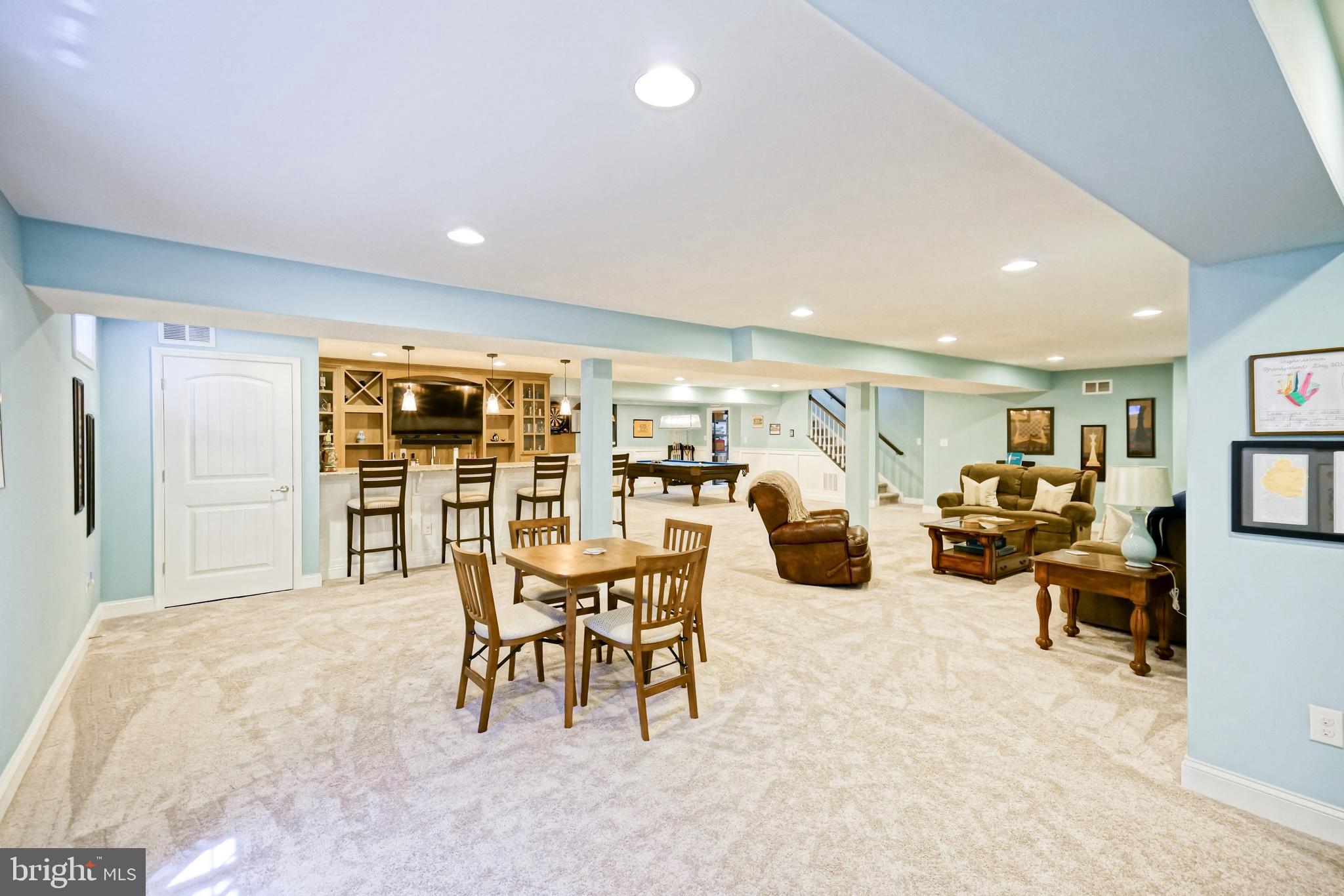 COASTAL CLUB - Residential