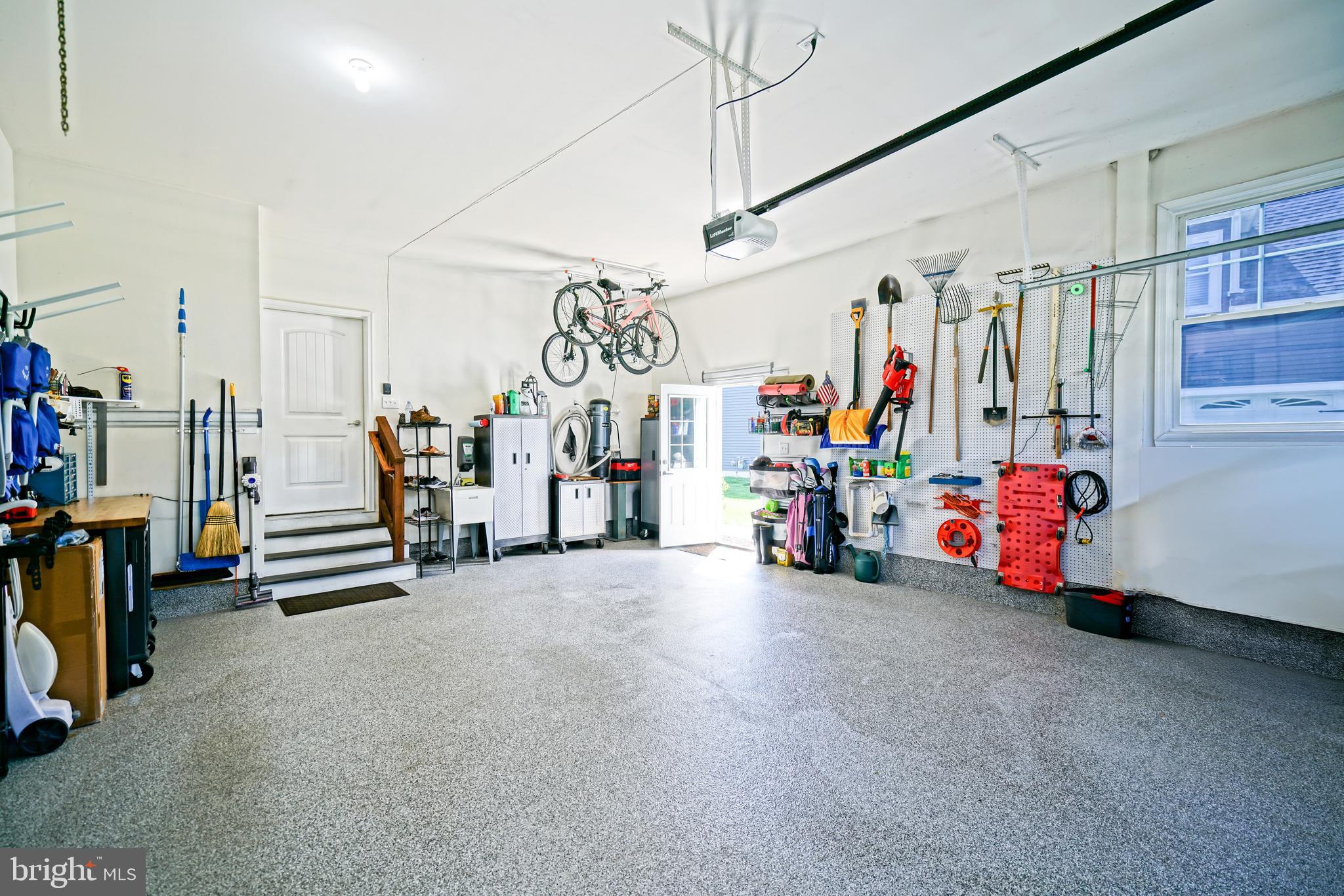 COASTAL CLUB - Residential