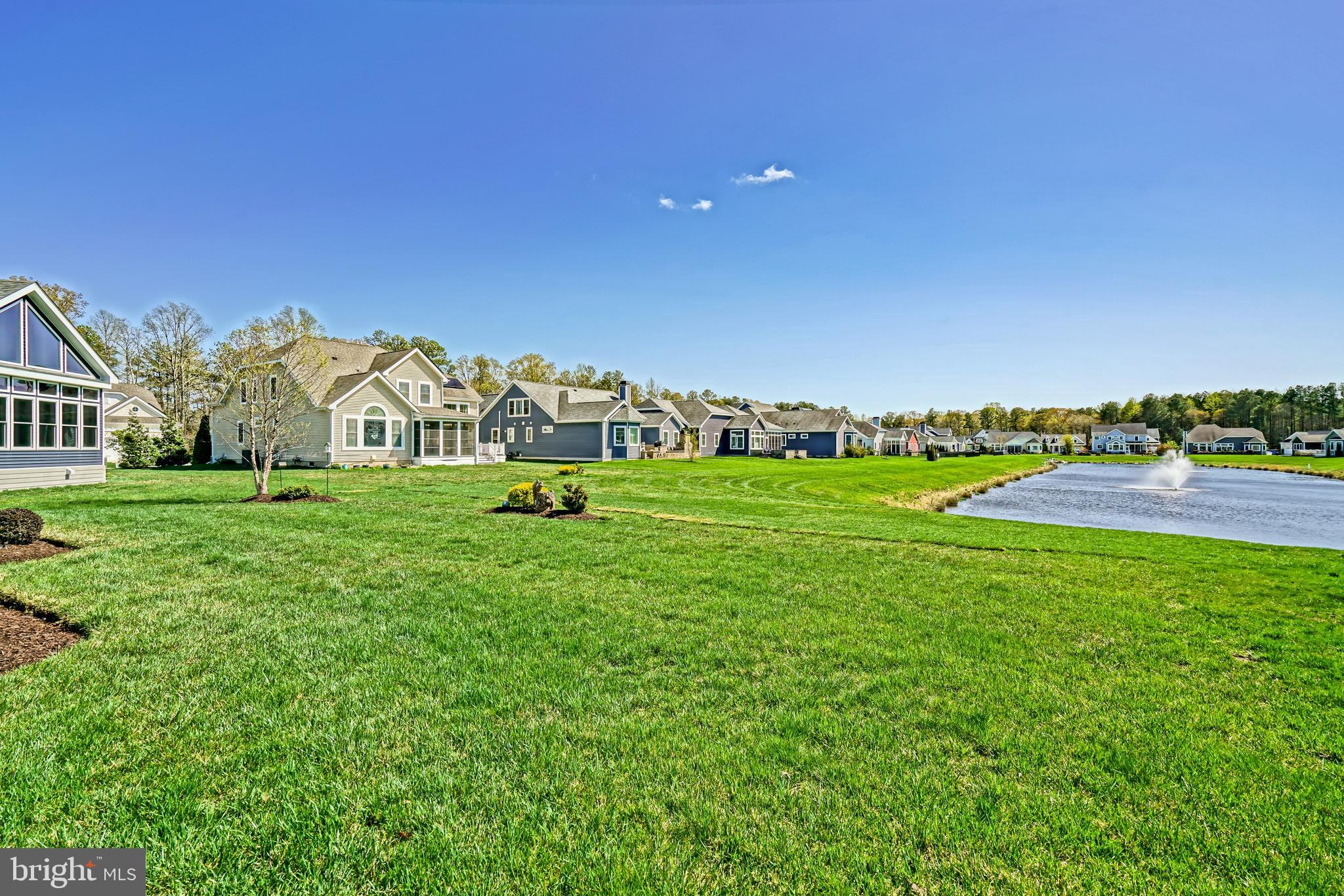 COASTAL CLUB - Residential