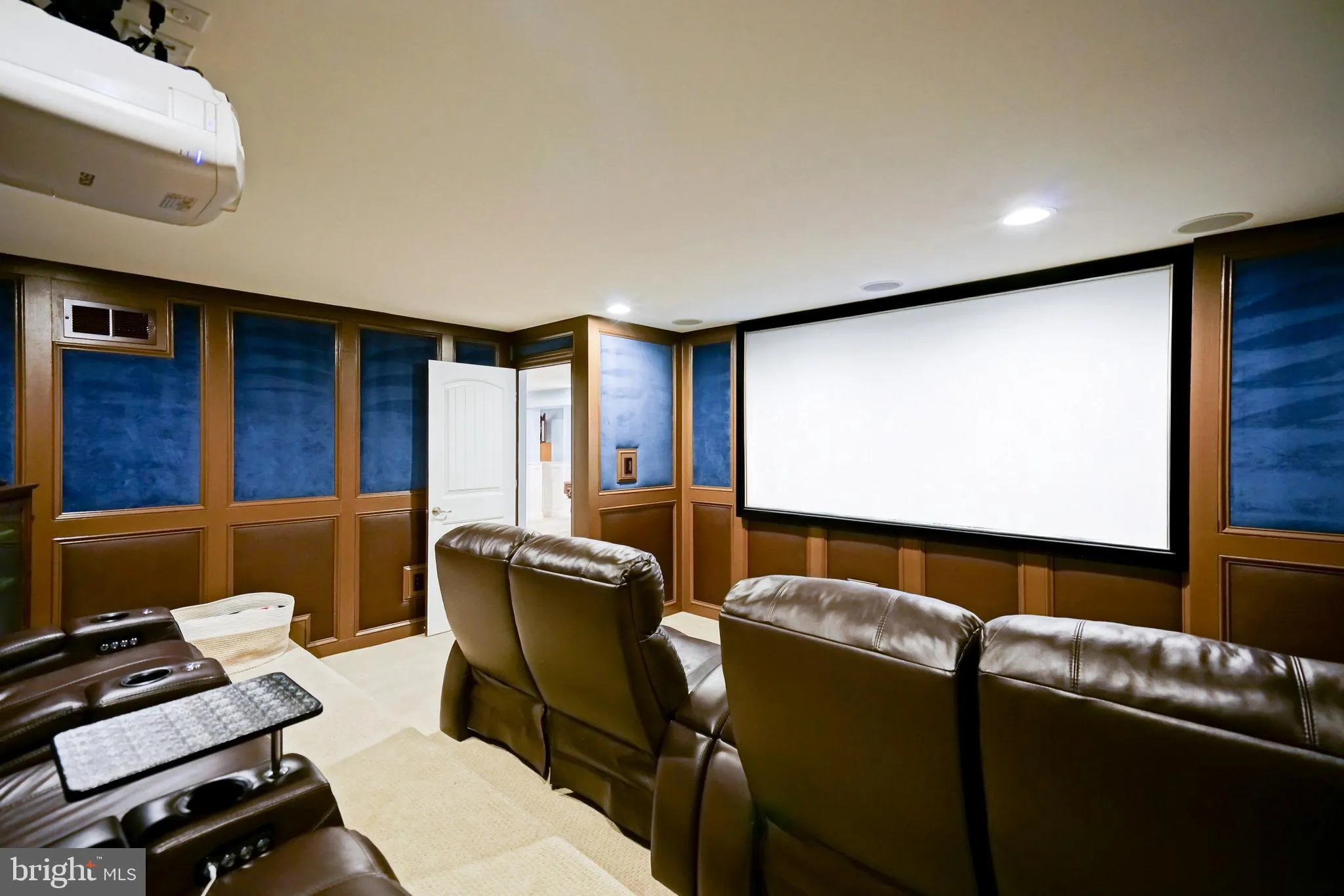 Lewes, Delaware 19958, United States, 3 Bedrooms Bedrooms, ,3 BathroomsBathrooms,Residential,Pending,110201