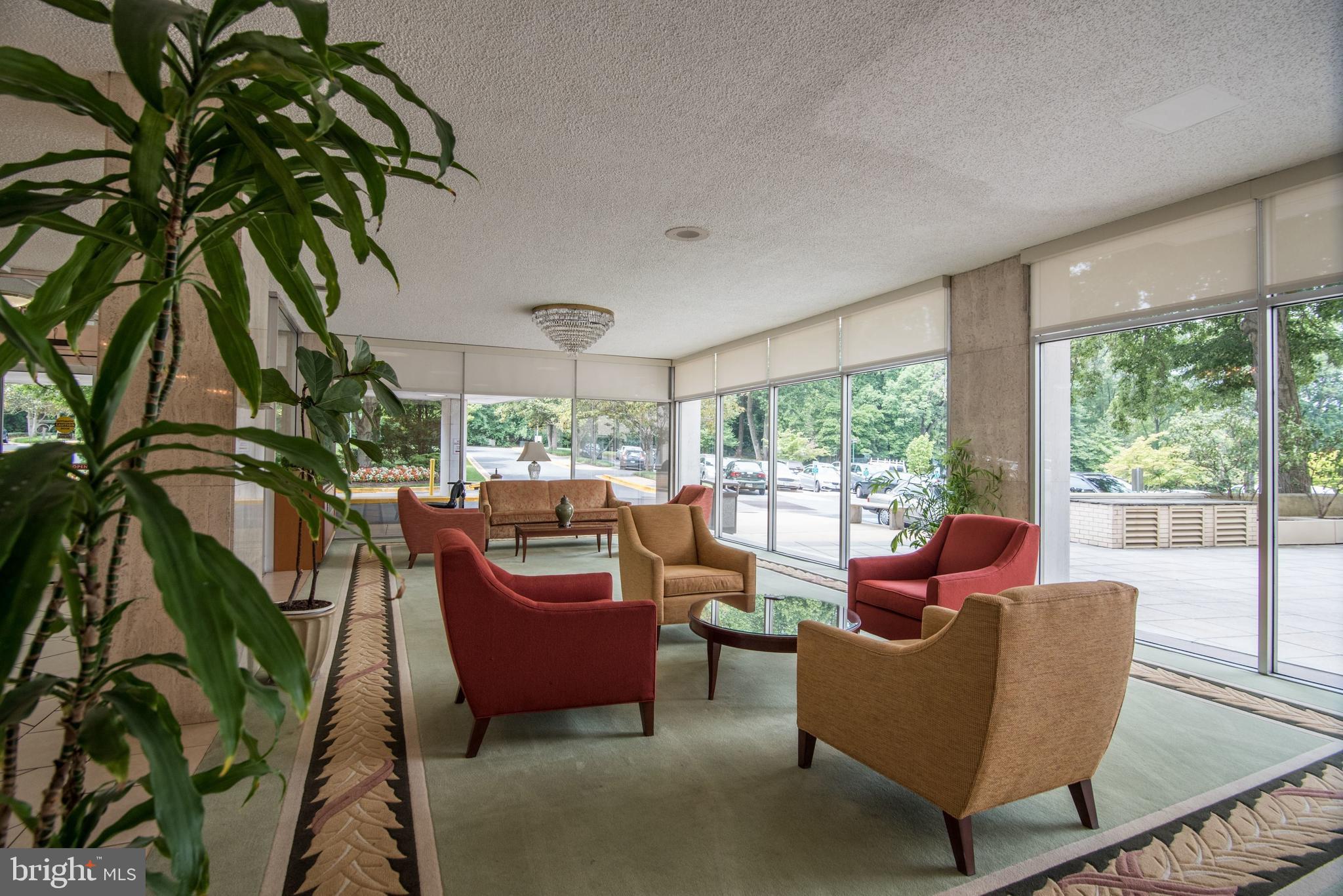 10201 GROSVENOR PLACE 1215