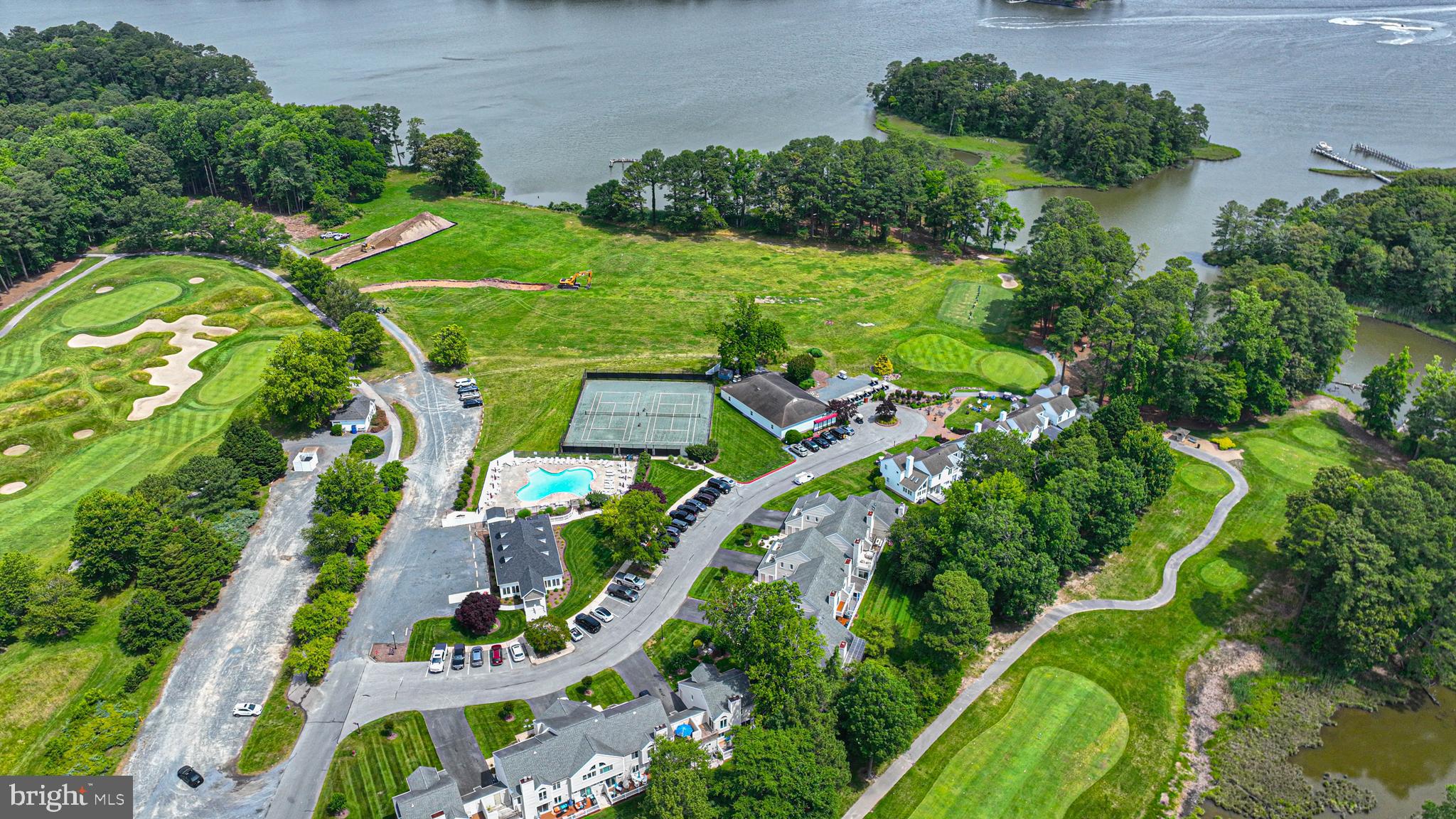 RIVER RUN - Residential