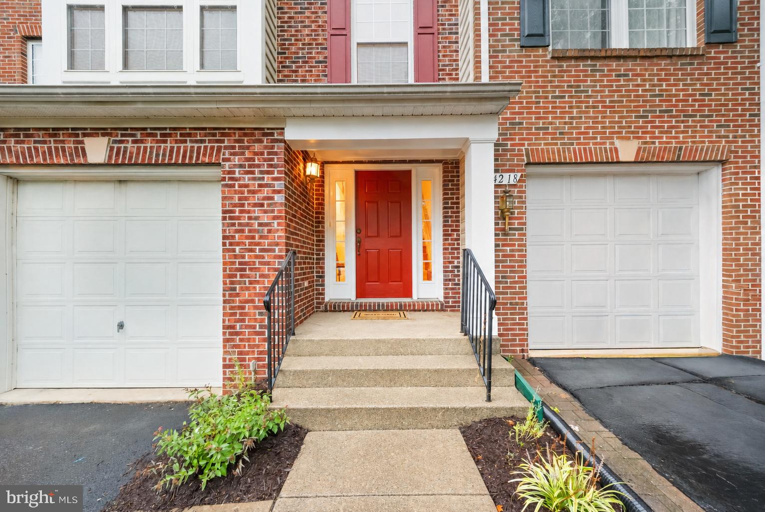 4220 KERRIGAN LANE