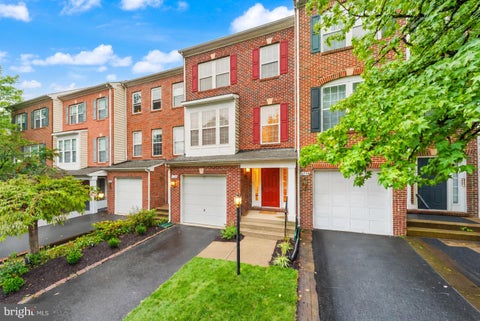 Photo of 4220 Kerrigan Lane, FAIRFAX, VA 22030 (MLS # VAFX2339180)