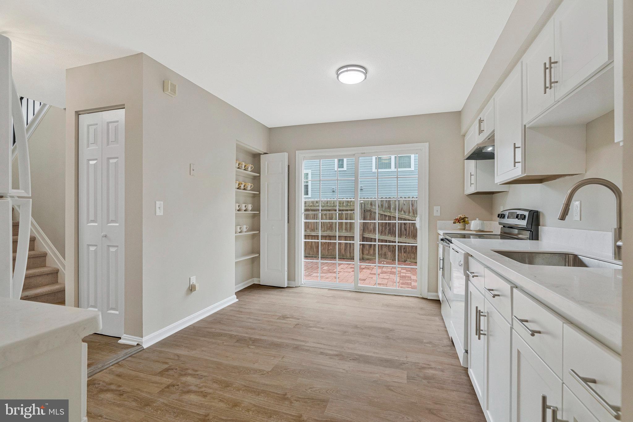 SINGLETONS GROVE - Residential