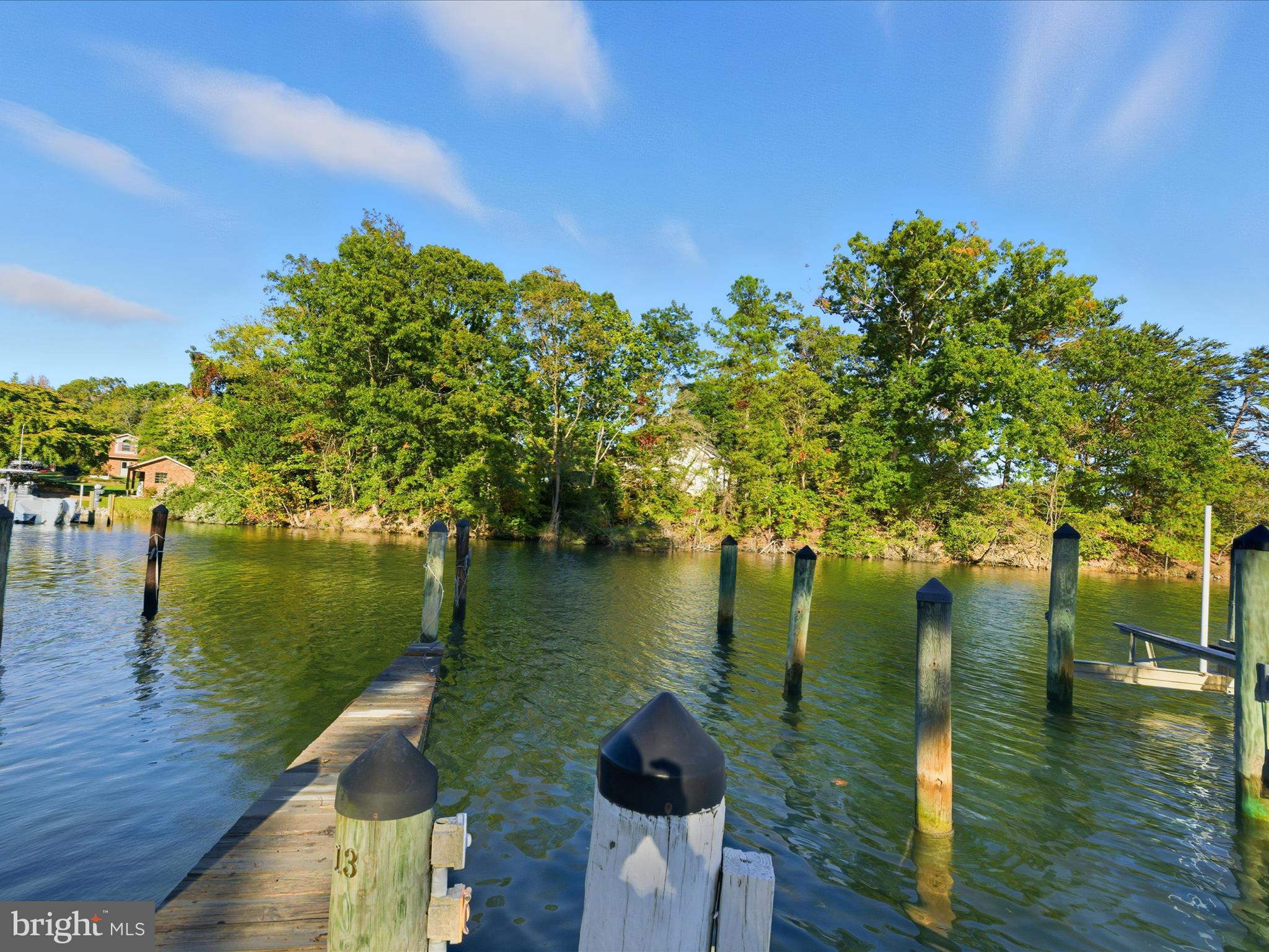 TWIN COVE - Residential