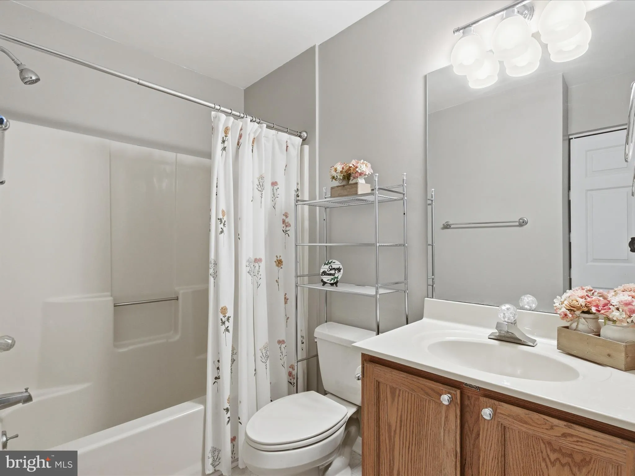 Solomons, Maryland 20688, United States, 3 Bedrooms Bedrooms, ,3 BathroomsBathrooms,Residential,Coming Soon,218234