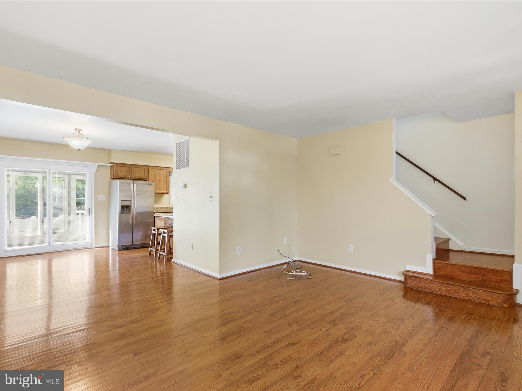 TWIN COVE - Residential