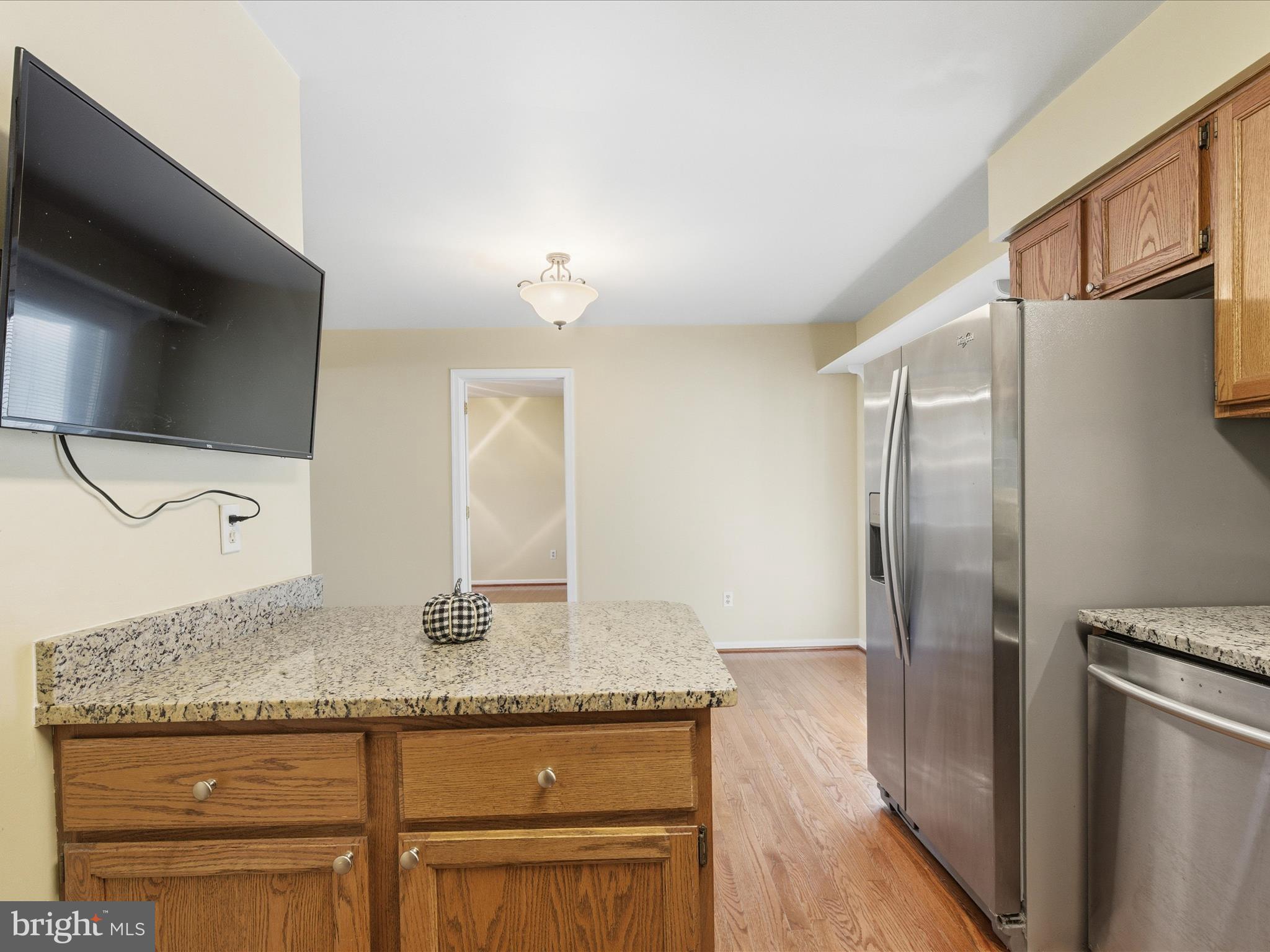 TWIN COVE - Residential