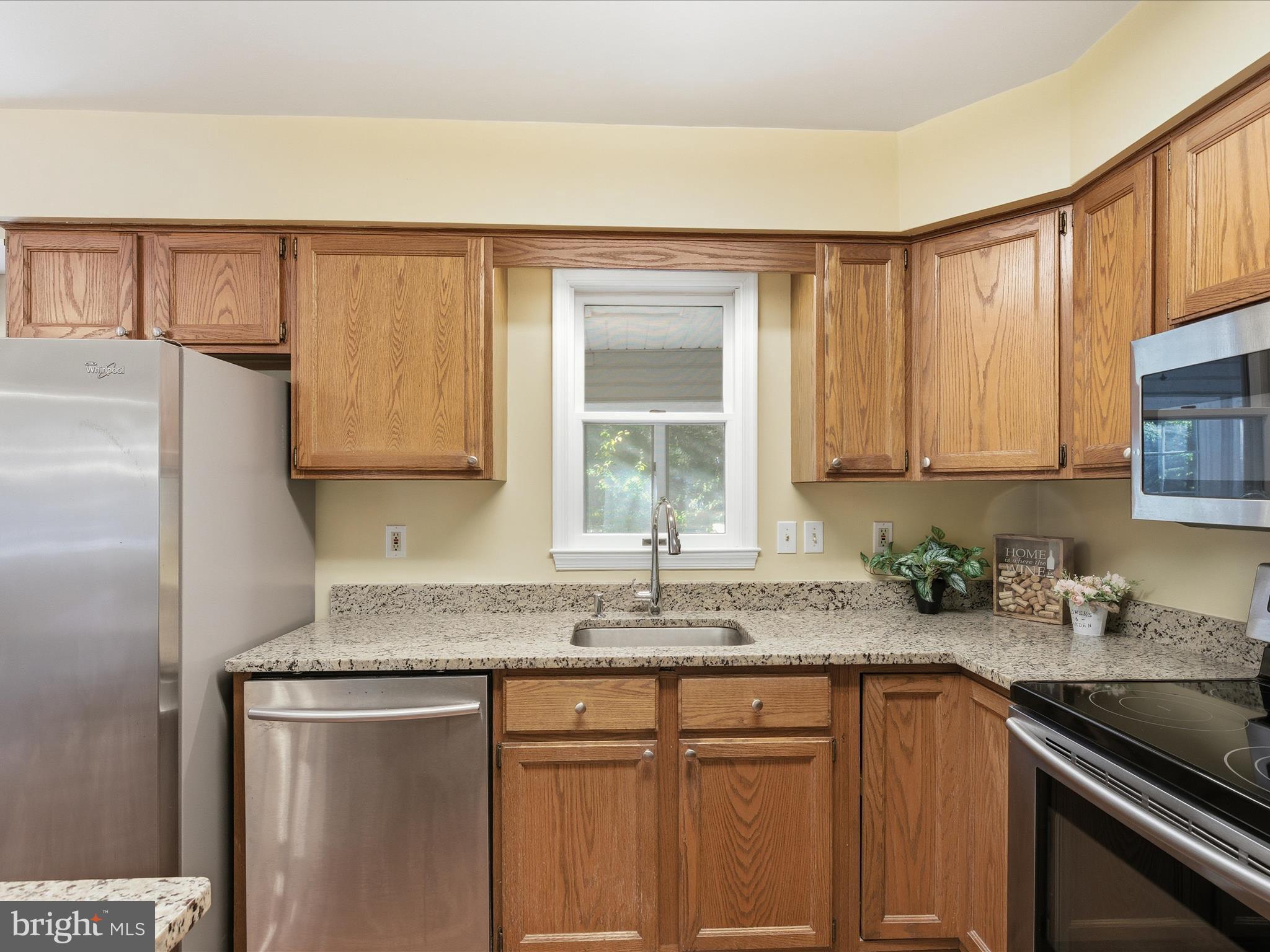 TWIN COVE - Residential