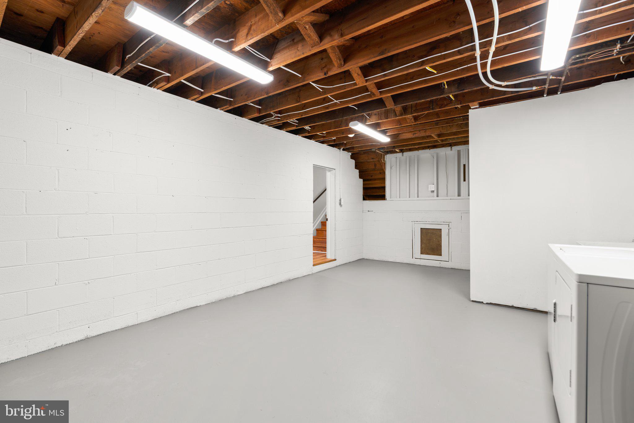 HILLSMERE ESTATES - Residential