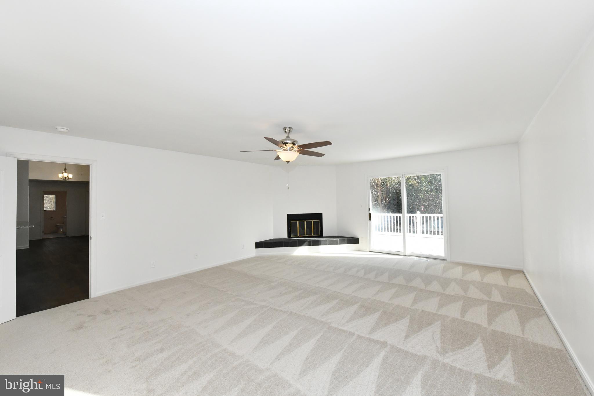 WHITE SANDS - Residential