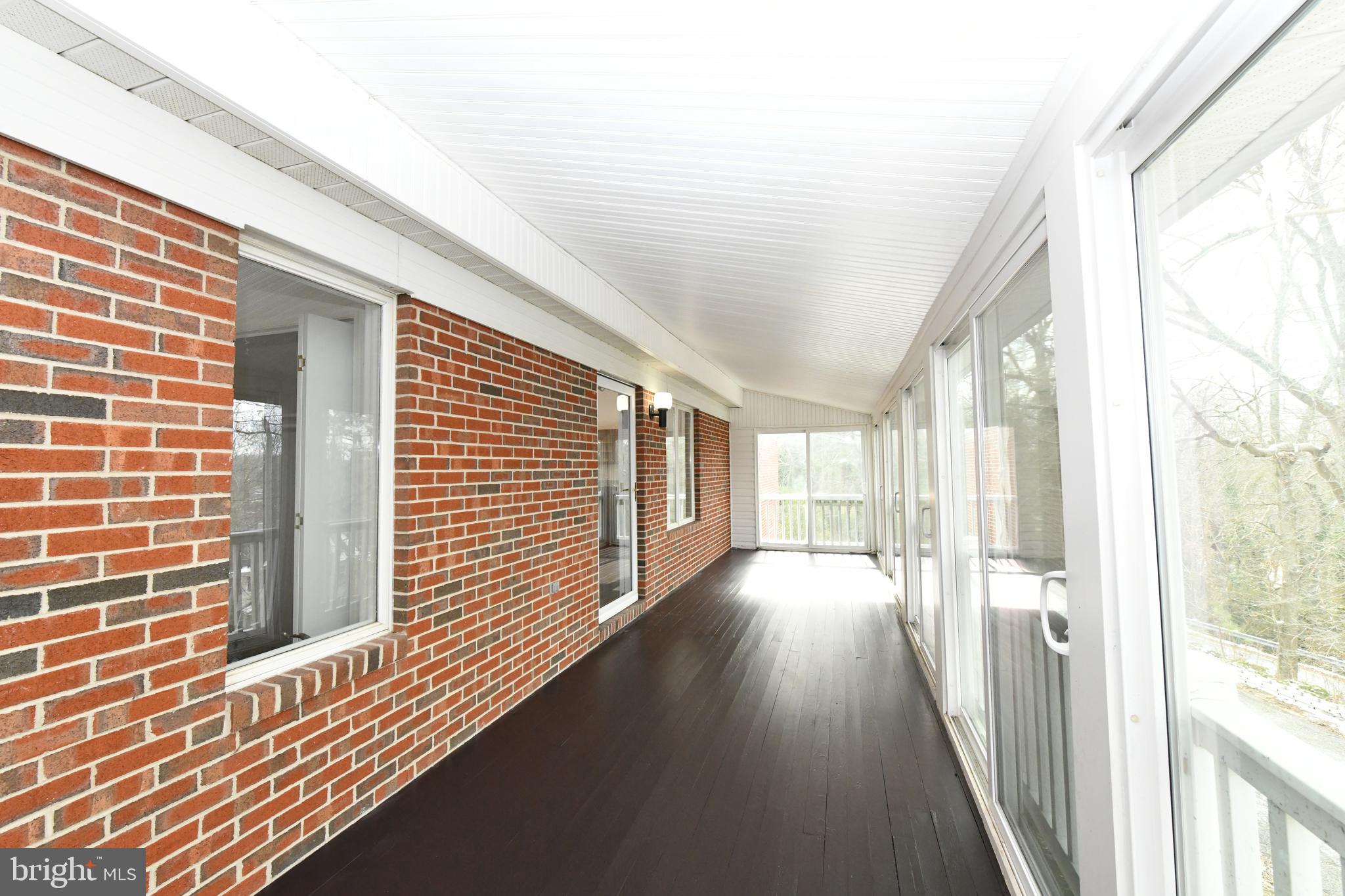 WHITE SANDS - Residential